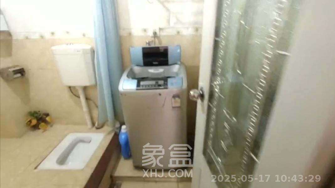 阳光100二期  3室2厅1卫   2300.00元/月室内图