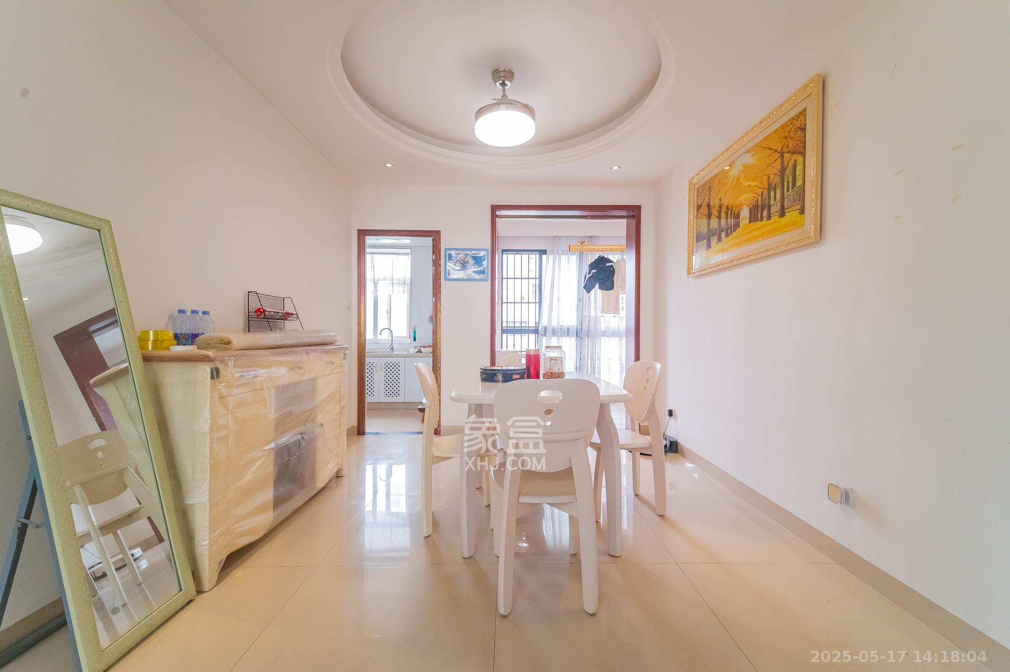 鹏基诺亚山林 3室2厅1卫 102.0万 鹏基诺亚山林 3室2厅1卫 102.0万客厅