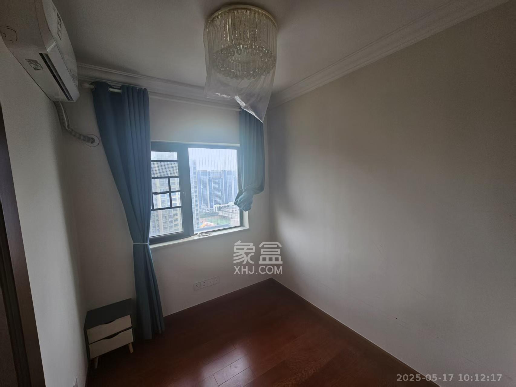 恒大御景半岛 4室2厅1卫 70.0万 恒大御景半岛 4室2厅1卫 70.0万室内图