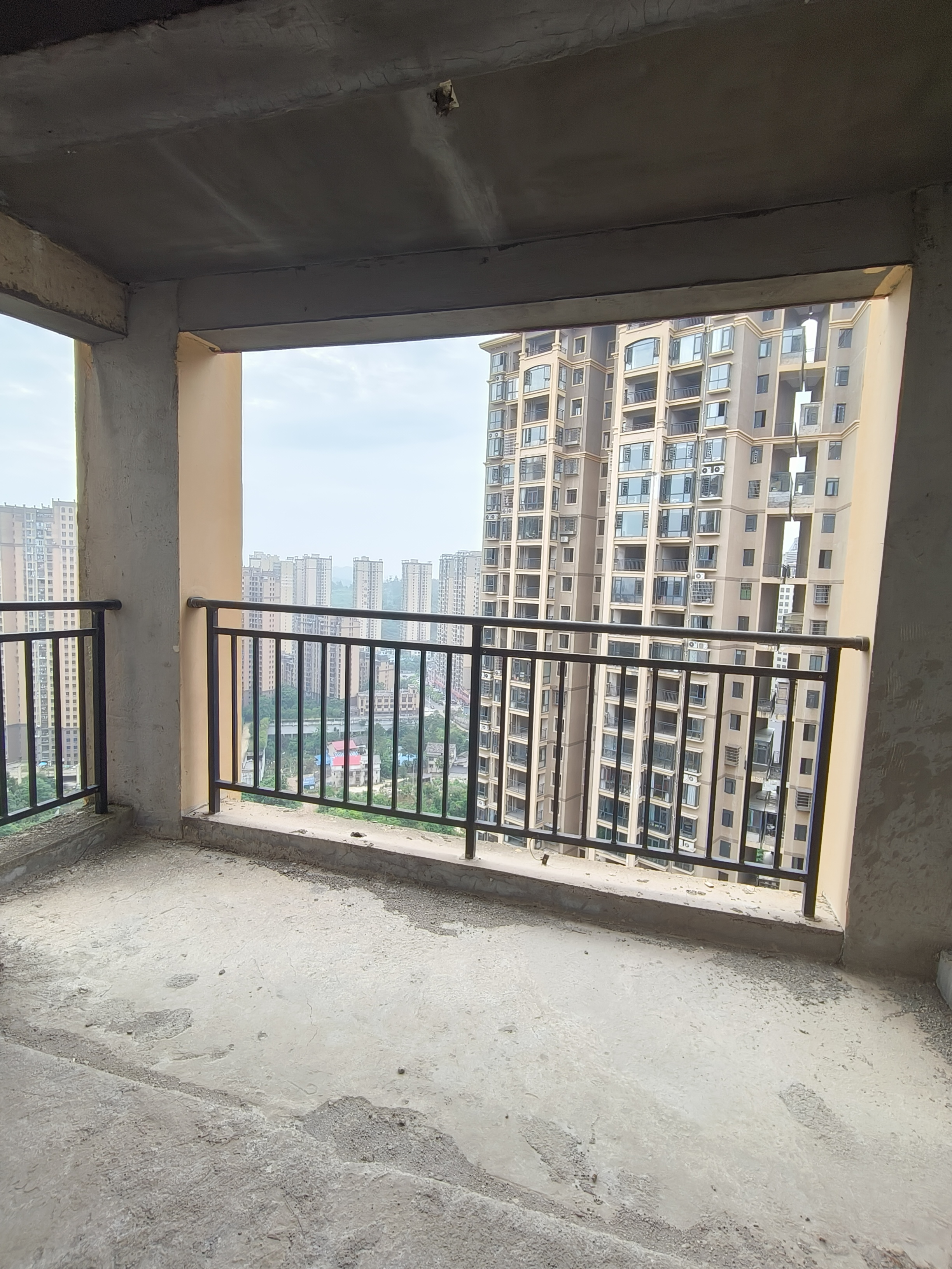 华剑首郡+五江珑悦 2室2厅1卫 43.8万 华剑首郡+五江珑悦 2室2厅1卫 43.8万客厅