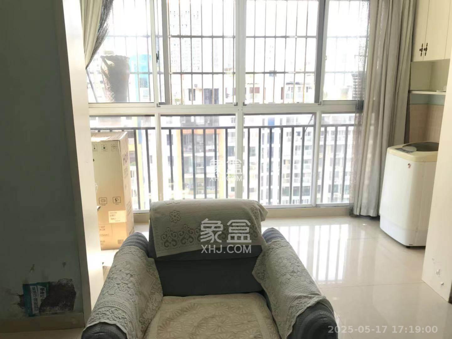 嘉盛华庭(一期、二期、三期) 2室1厅1卫 2300.0元/月 嘉盛华庭(一期、二期、三期) 2室1厅1卫 2300.0元/月室内图