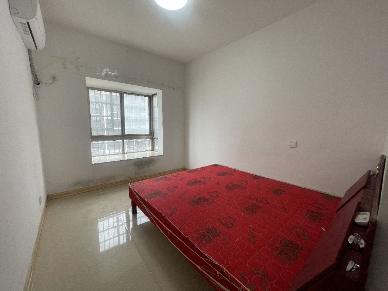 东方豪苑 3室2厅2卫 1800.0元/月 东方豪苑 3室2厅2卫 1800.0元/月室内图