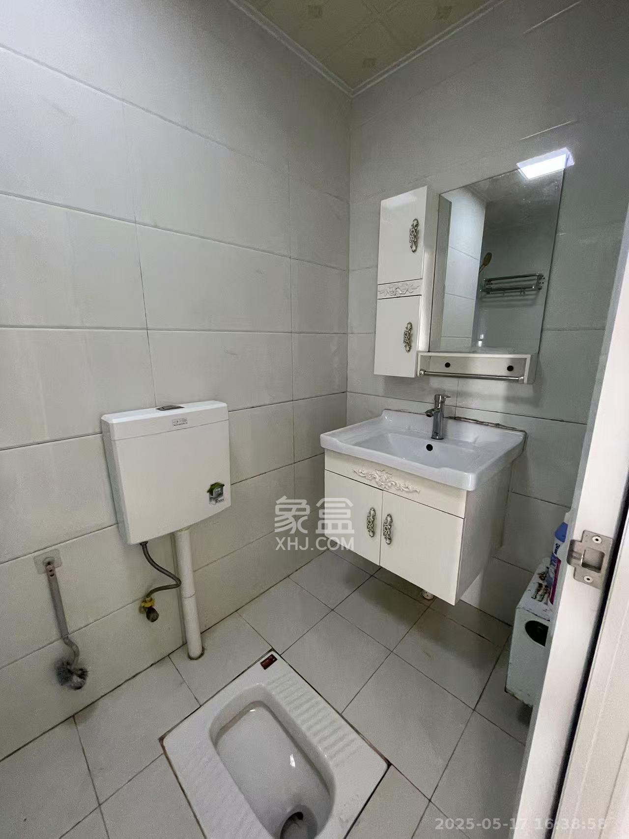 怡海星城 1室1厅1卫 850.0元/月 怡海星城 1室1厅1卫 850.0元/月室内图