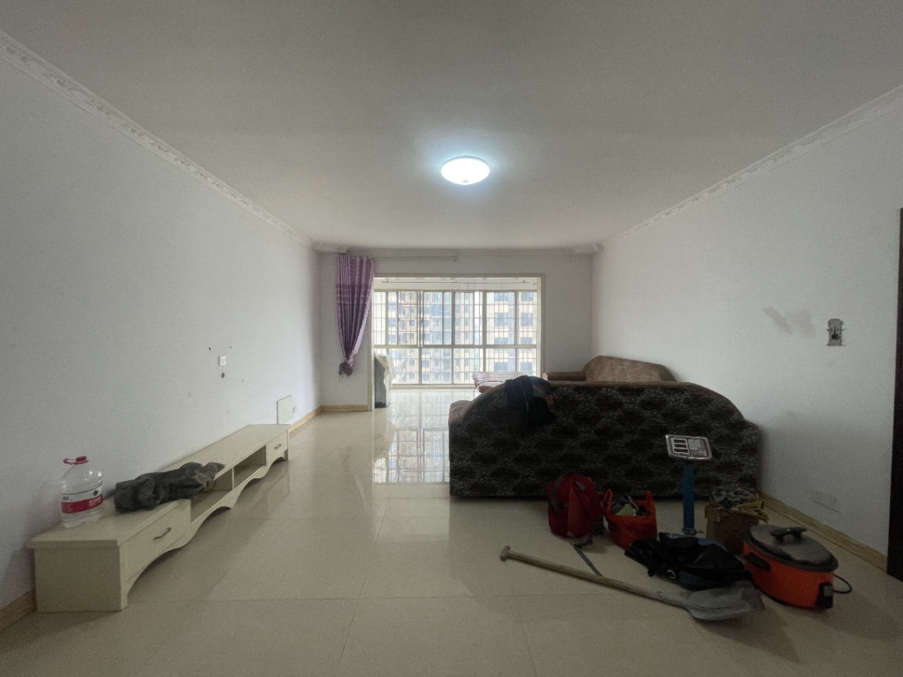 东方豪苑  3室2厅2卫    1800.0元/月室内图