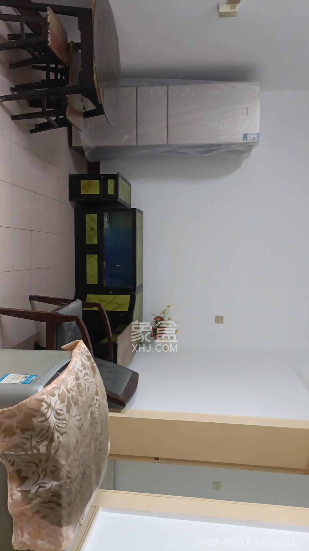 长重机械厂宿舍  12室2厅1卫    1500.0元/月 长重机械厂宿舍  12室2厅1卫    1500.0元/月室内图