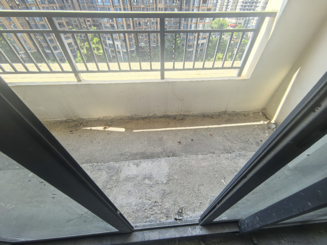 华府蓝湾 1室0厅1卫 60.0万 华府蓝湾 1室0厅1卫 60.0万室内图