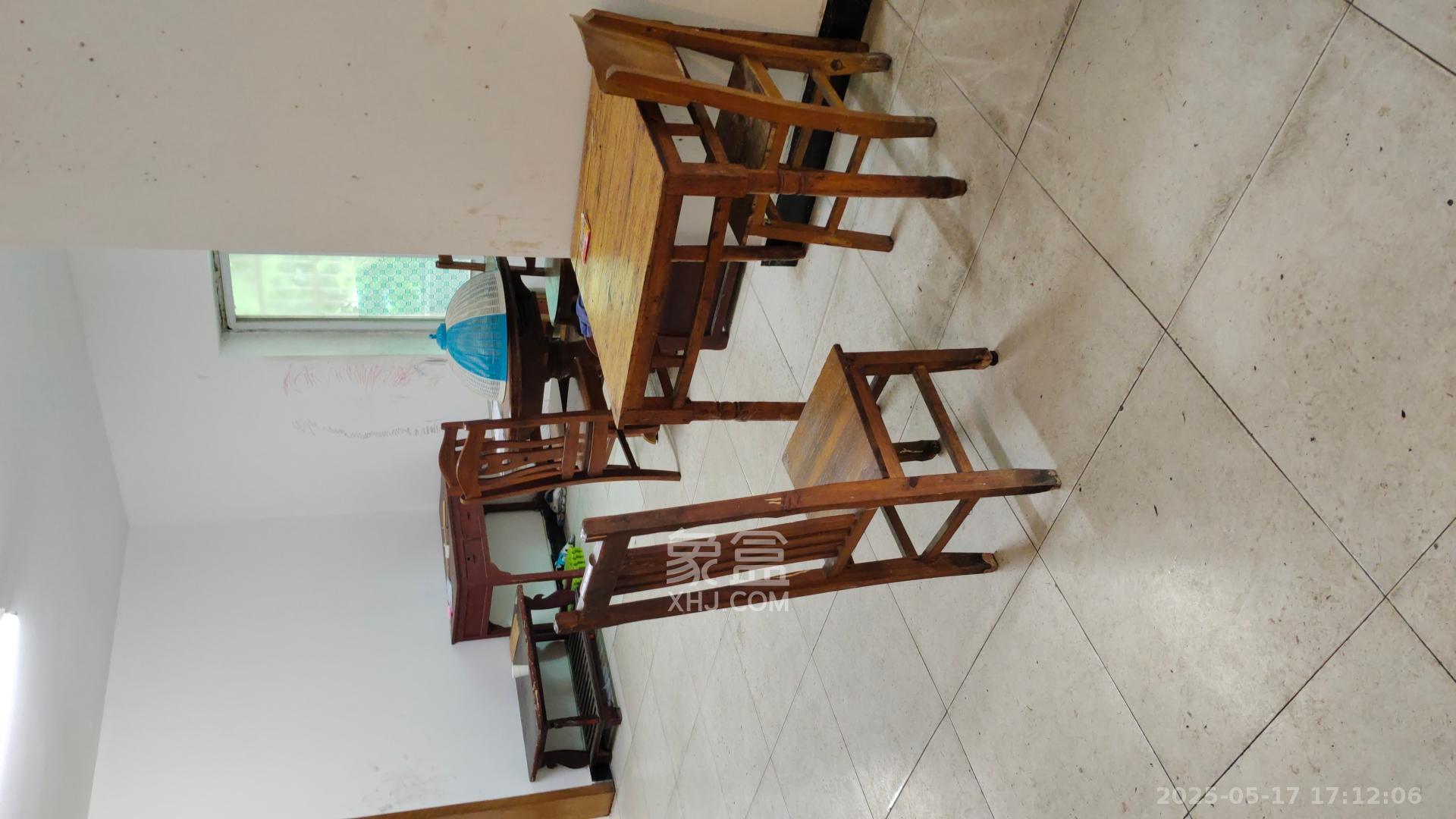 中南汽车世界 3室2厅2卫 888.0元/月 中南汽车世界 3室2厅2卫 888.0元/月室内图