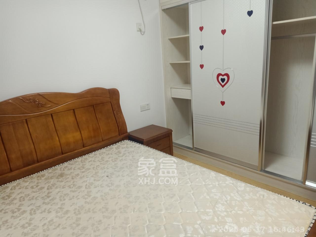 欧莱雅郡  2室1厅1卫   1800.00元/月室内图