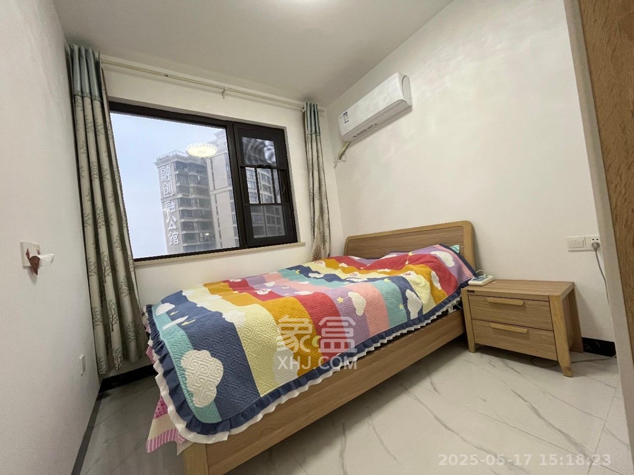 融创融公馆(融创臻苑) 2室1厅1卫 1800.0元/月 融创融公馆(融创臻苑) 2室1厅1卫 1800.0元/月室内图