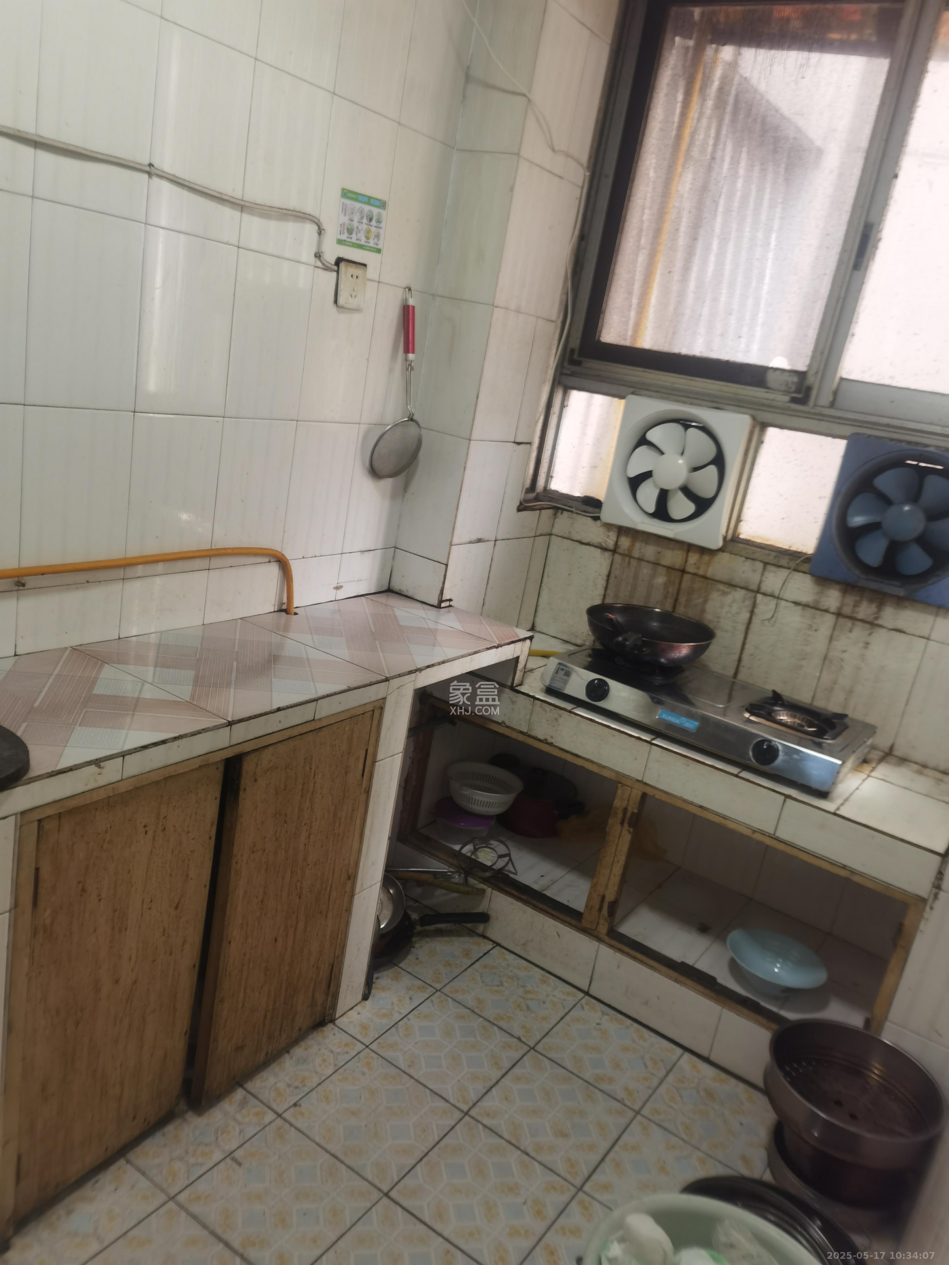 湘运新村 2室1厅1卫 1400.0元/月 湘运新村 2室1厅1卫 1400.0元/月室内图