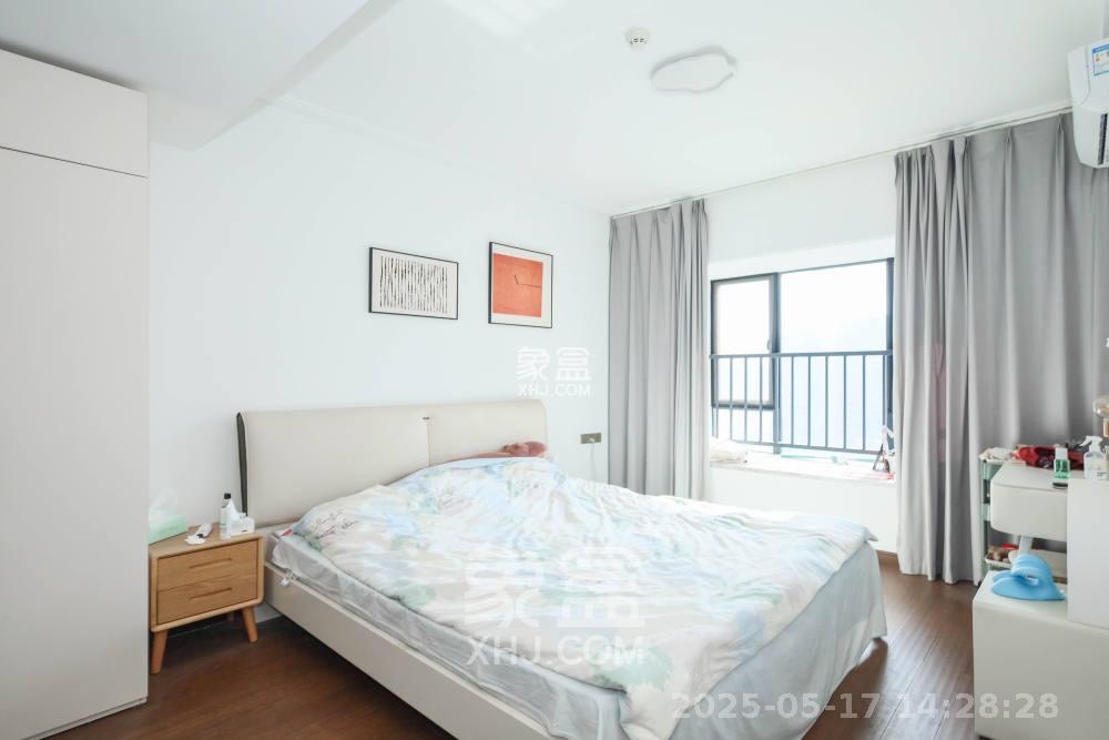 中国铁建湘语梅溪  3室2厅2卫   3300.00元/月室内图