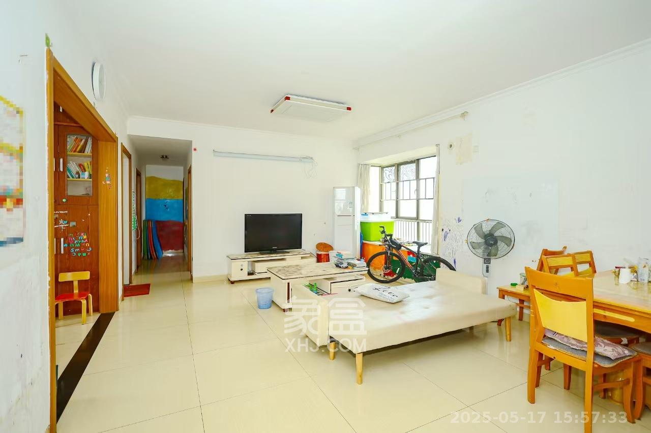 碧桂园威尼斯城  4室2厅1卫    2300.0元/月 碧桂园威尼斯城  4室2厅1卫    2300.0元/月小区图