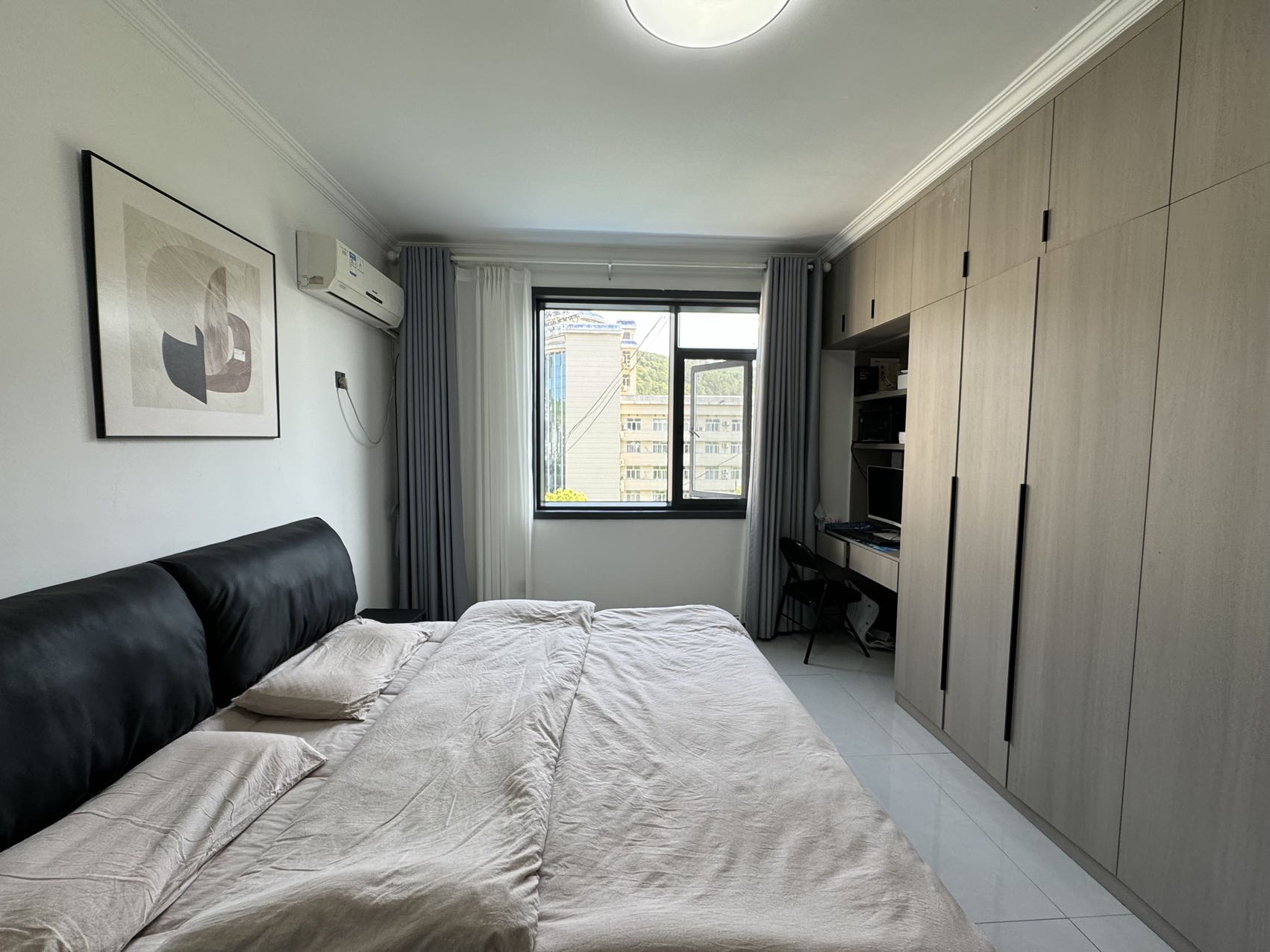 宏力大厦(宏历商业广场) 4室2厅1卫 2700.00元/月 宏力大厦(宏历商业广场) 4室2厅1卫 2700.00元/月室内图