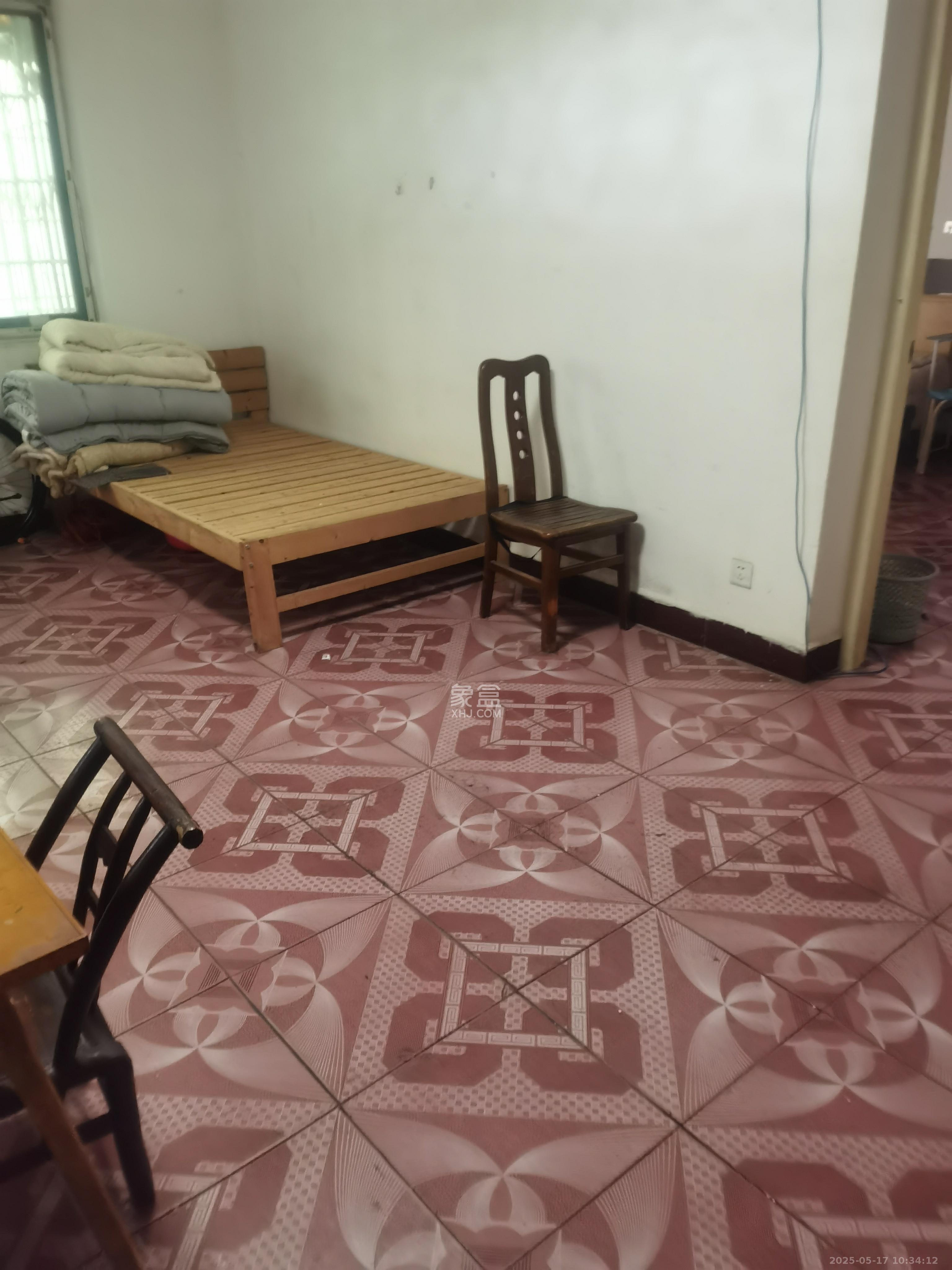 湘运新村 2室1厅1卫 1400.0元/月 湘运新村 2室1厅1卫 1400.0元/月室内图