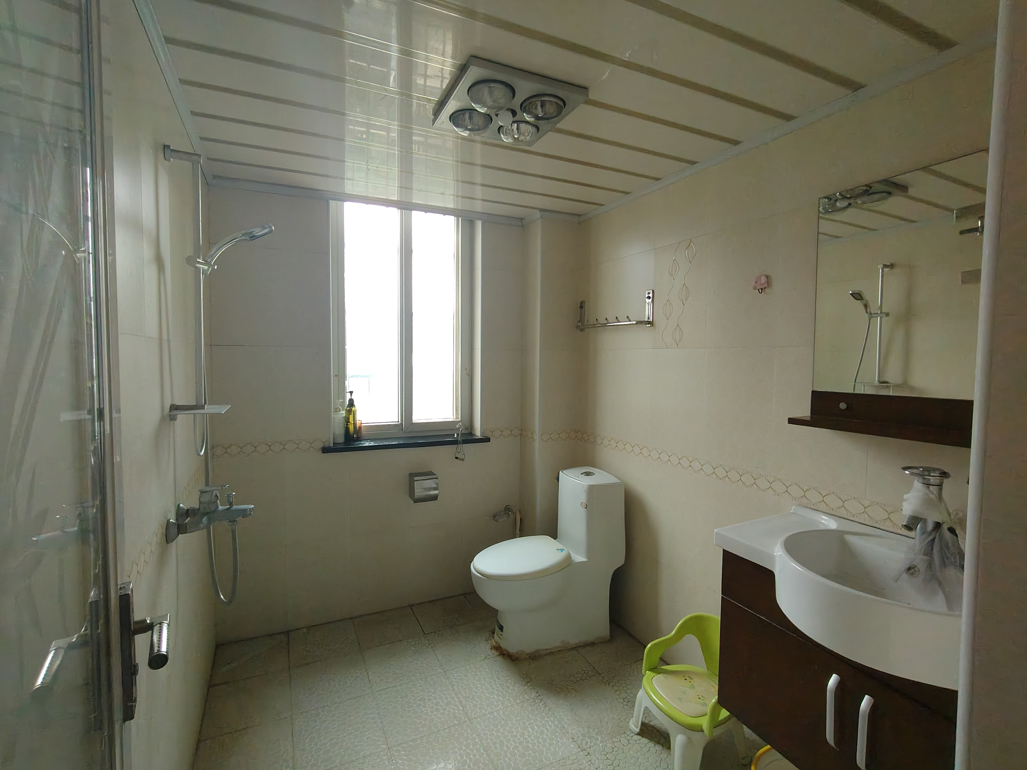 蒸湘世纪城 4室2厅2卫 1900.0元/月 蒸湘世纪城 4室2厅2卫 1900.0元/月室内图