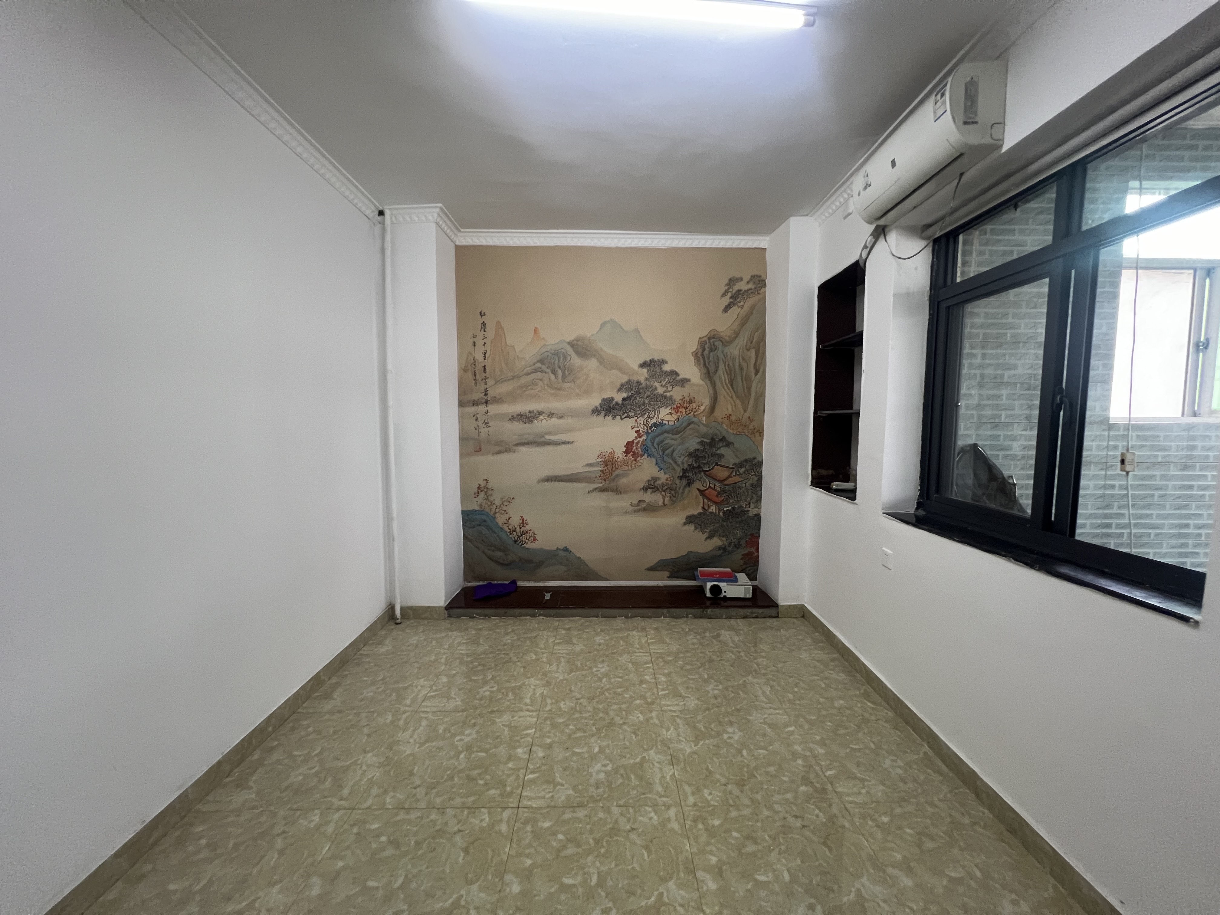 东方洋大厦  3室2厅2卫   3500.00元/月室内图