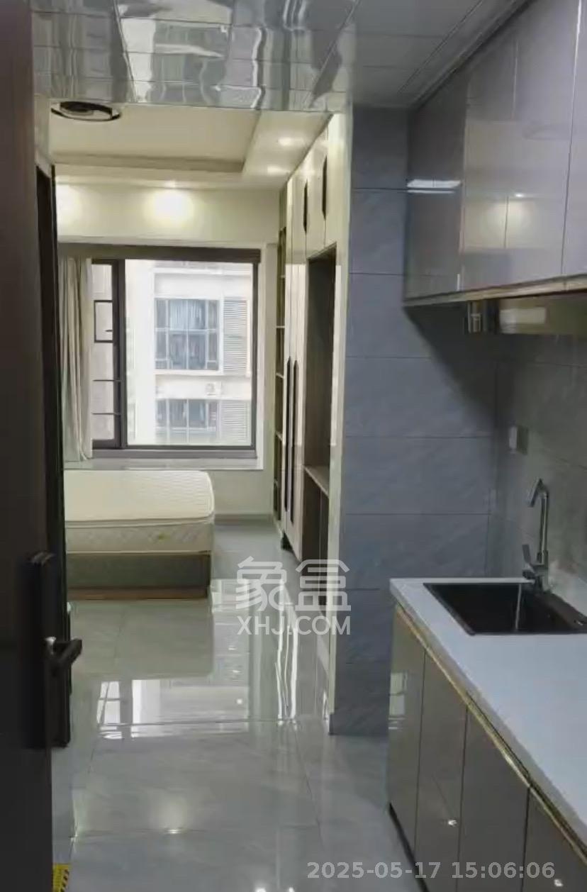 佳兆业云顶都汇  1室1厅1卫   1300.00元/月