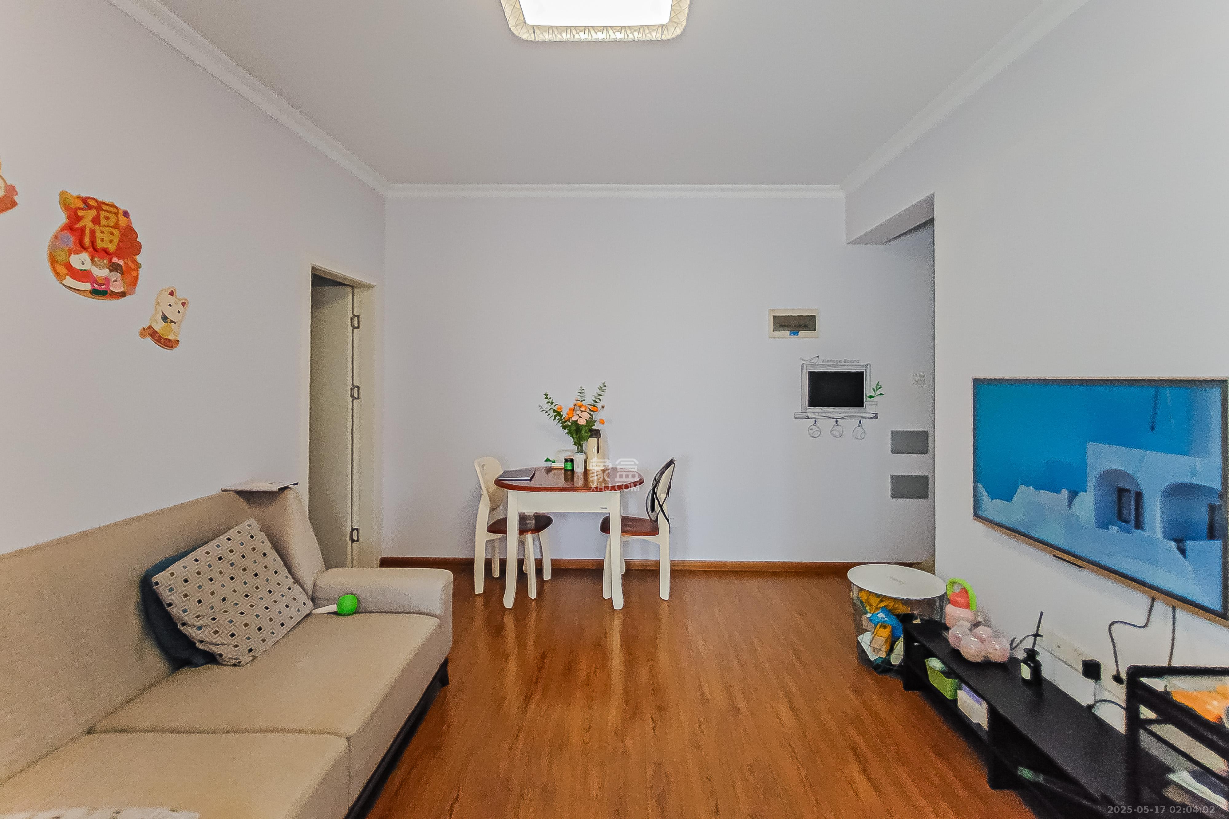 星城书香苑(星城书院)  2室2厅1卫    85.0万 星城书香苑(星城书院)  2室2厅1卫    85.0万客厅