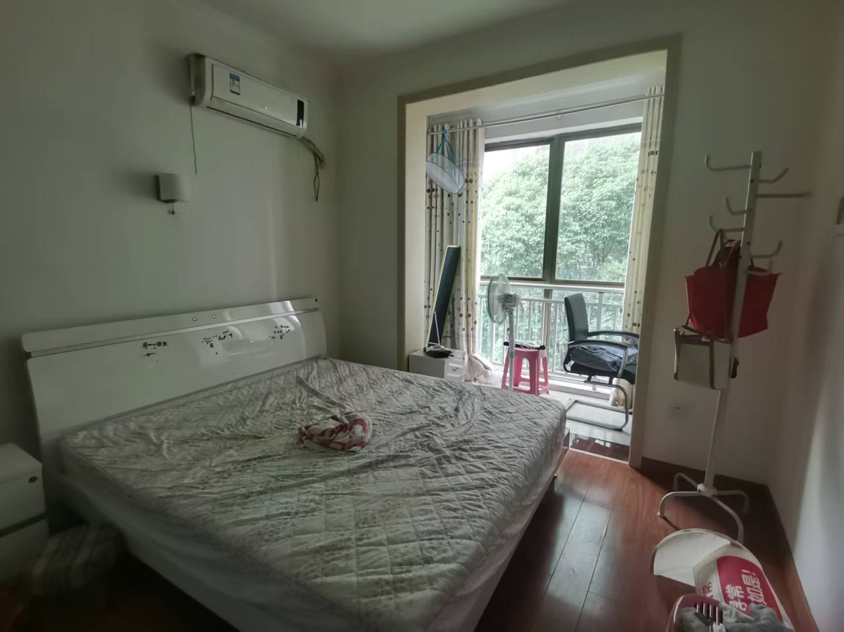 景秀东岸 3室2厅1卫 1500.0元/月 景秀东岸 3室2厅1卫 1500.0元/月室内图