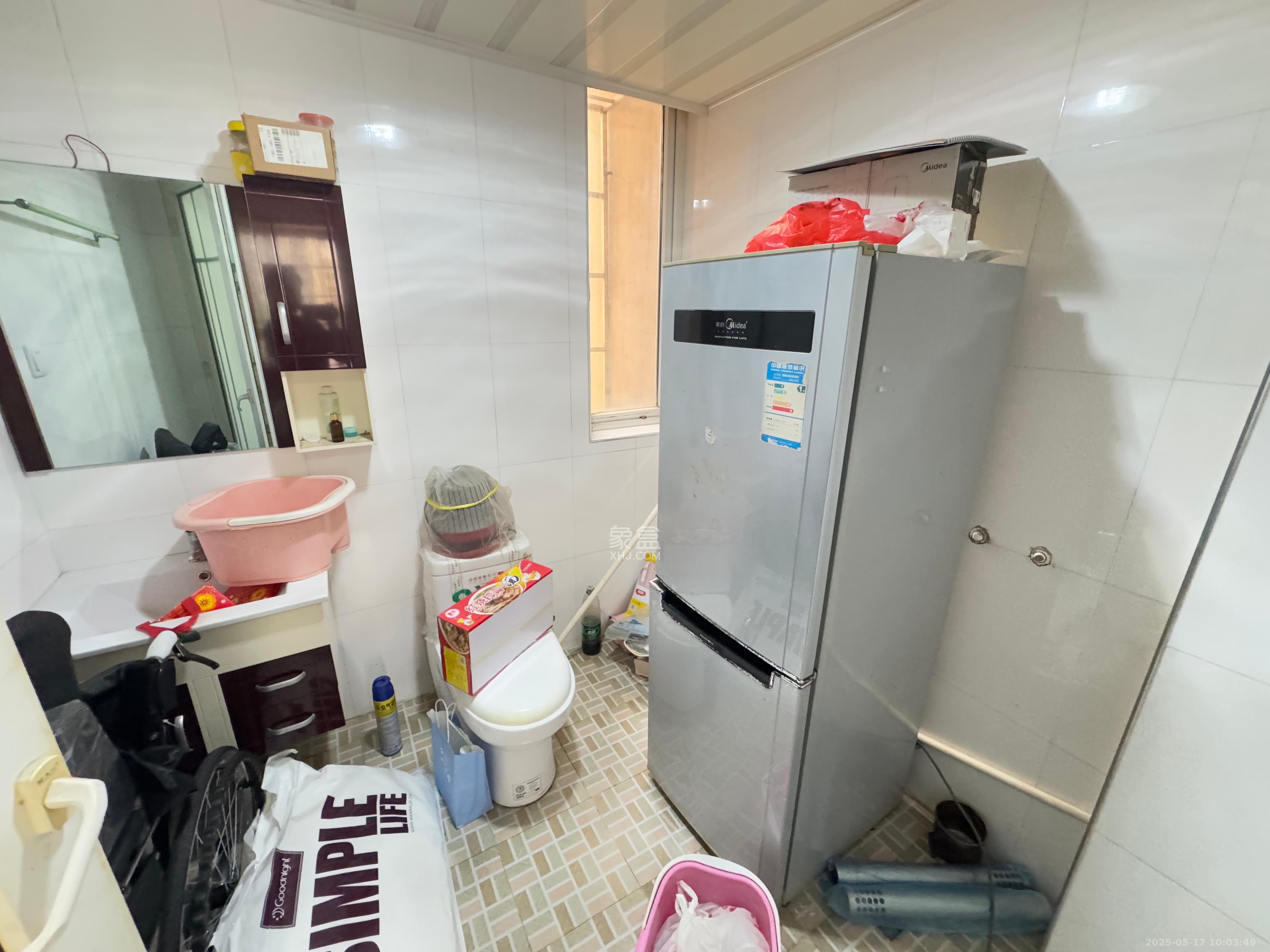圣力华苑  4室2厅2卫   1650.00元/月室内图