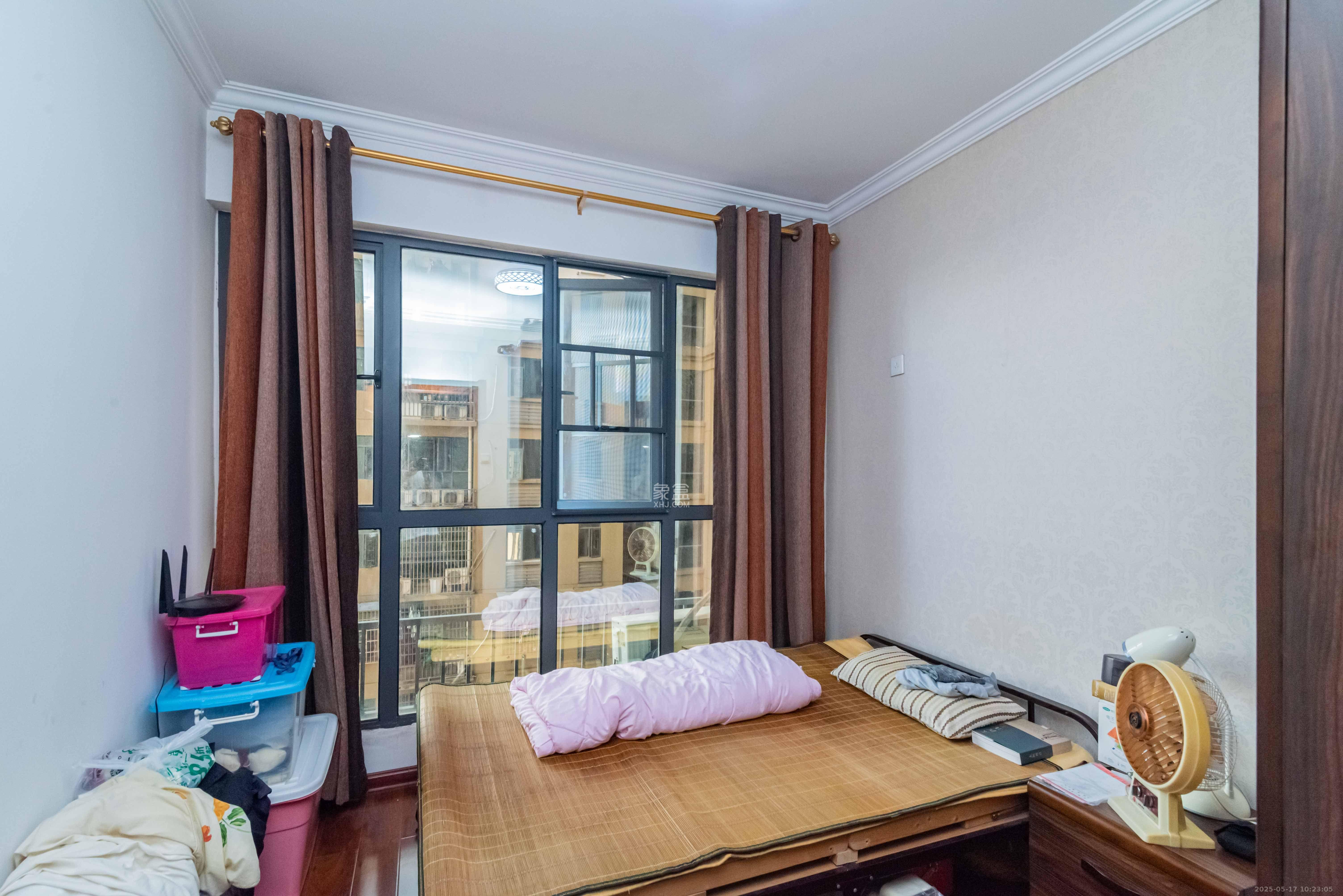 悦湖山 3室2厅2卫 2500.0元/月 悦湖山 3室2厅2卫 2500.0元/月室内图