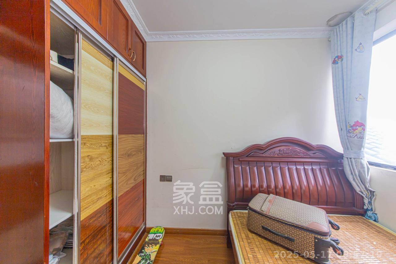 中信凯旋城(中信新城四期) 3室2厅1卫 2200.0元/月 中信凯旋城(中信新城四期) 3室2厅1卫 2200.0元/月室内图