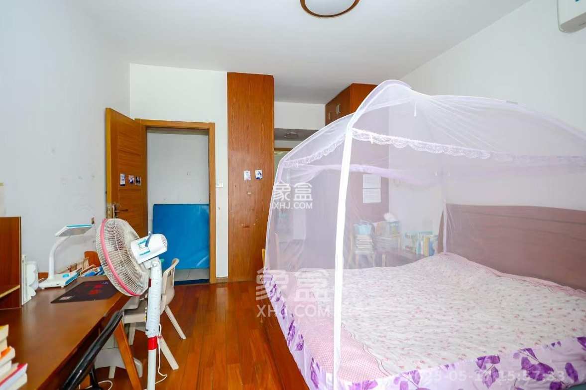 碧桂园威尼斯城  4室2厅1卫    2300.0元/月 碧桂园威尼斯城  4室2厅1卫    2300.0元/月小区图