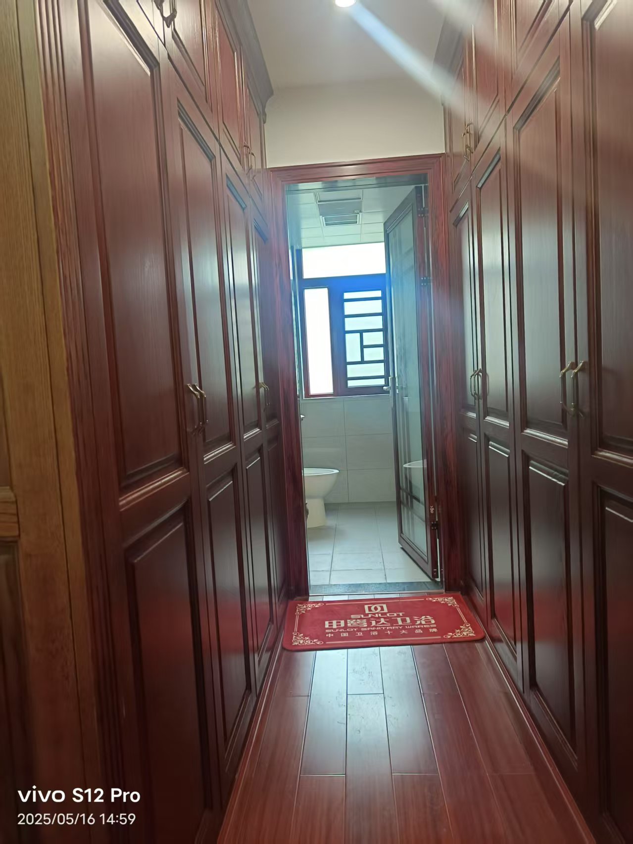 檀香山 3室2厅2卫 99.0万 檀香山 3室2厅2卫 99.0万室内图