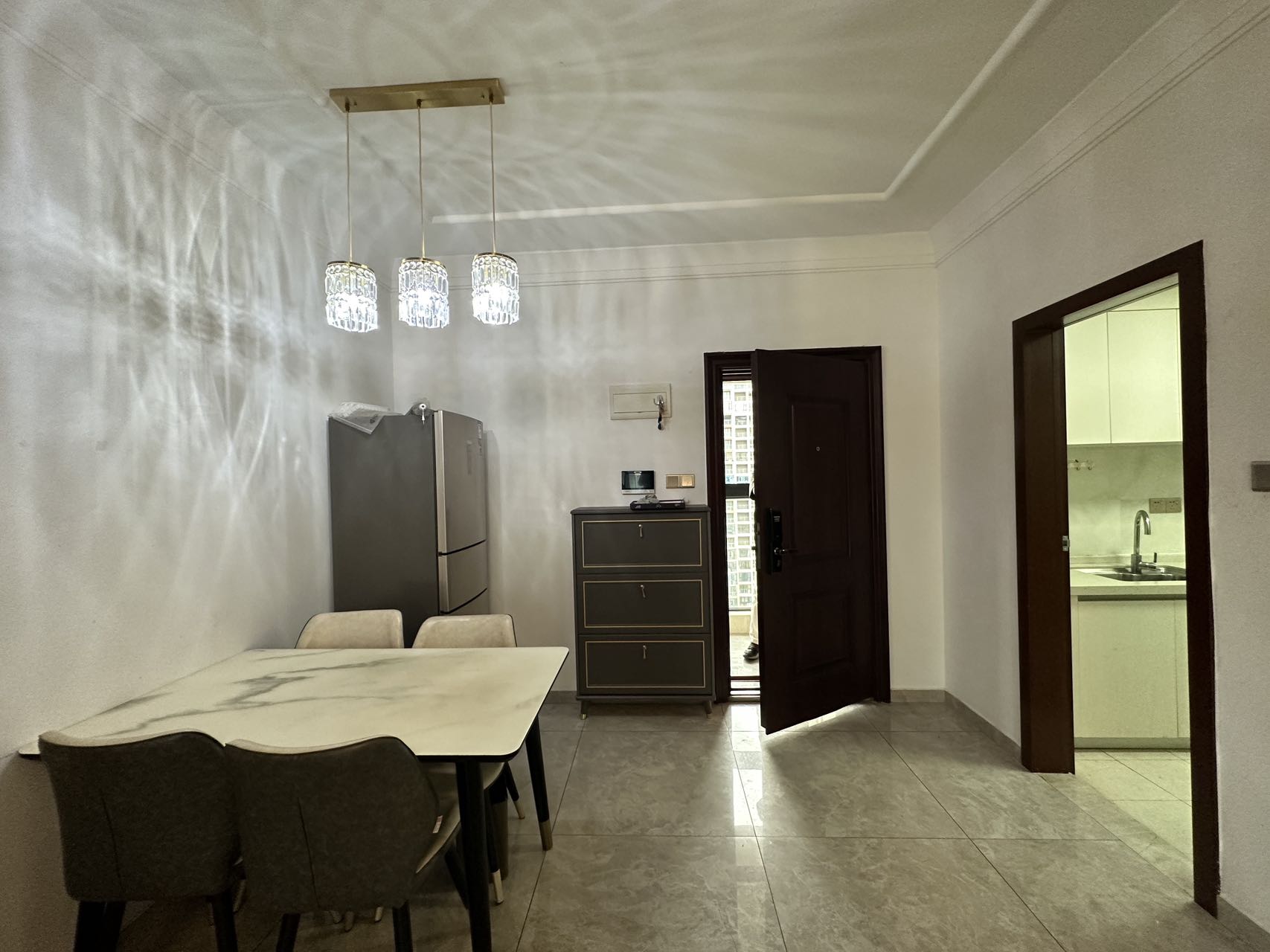 星华海岸城二期  2室2厅1卫    133.0万 星华海岸城二期  2室2厅1卫    133.0万室内图