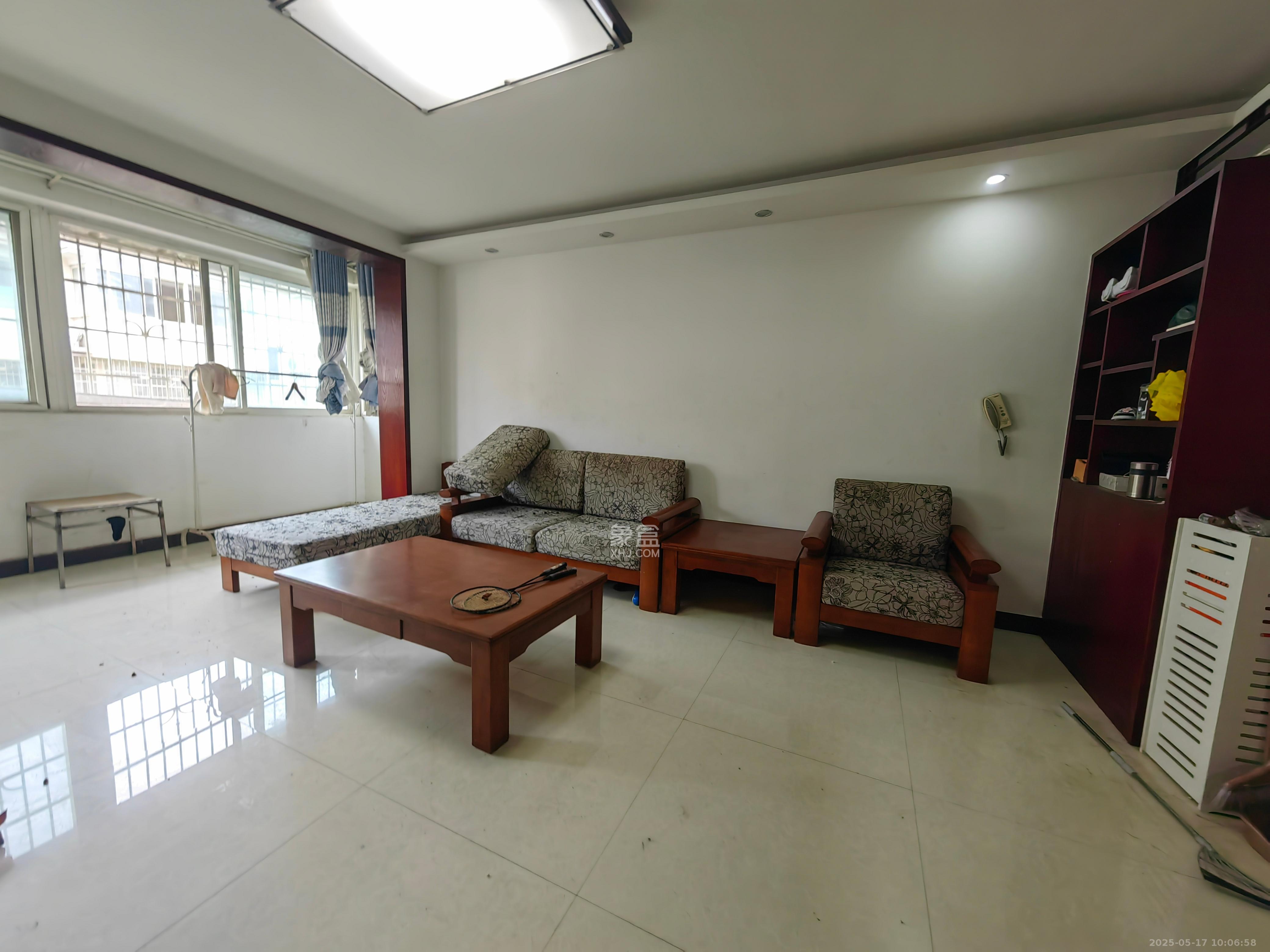 竹满人家 3室2厅2卫 2500.0元/月 竹满人家 3室2厅2卫 2500.0元/月室内图