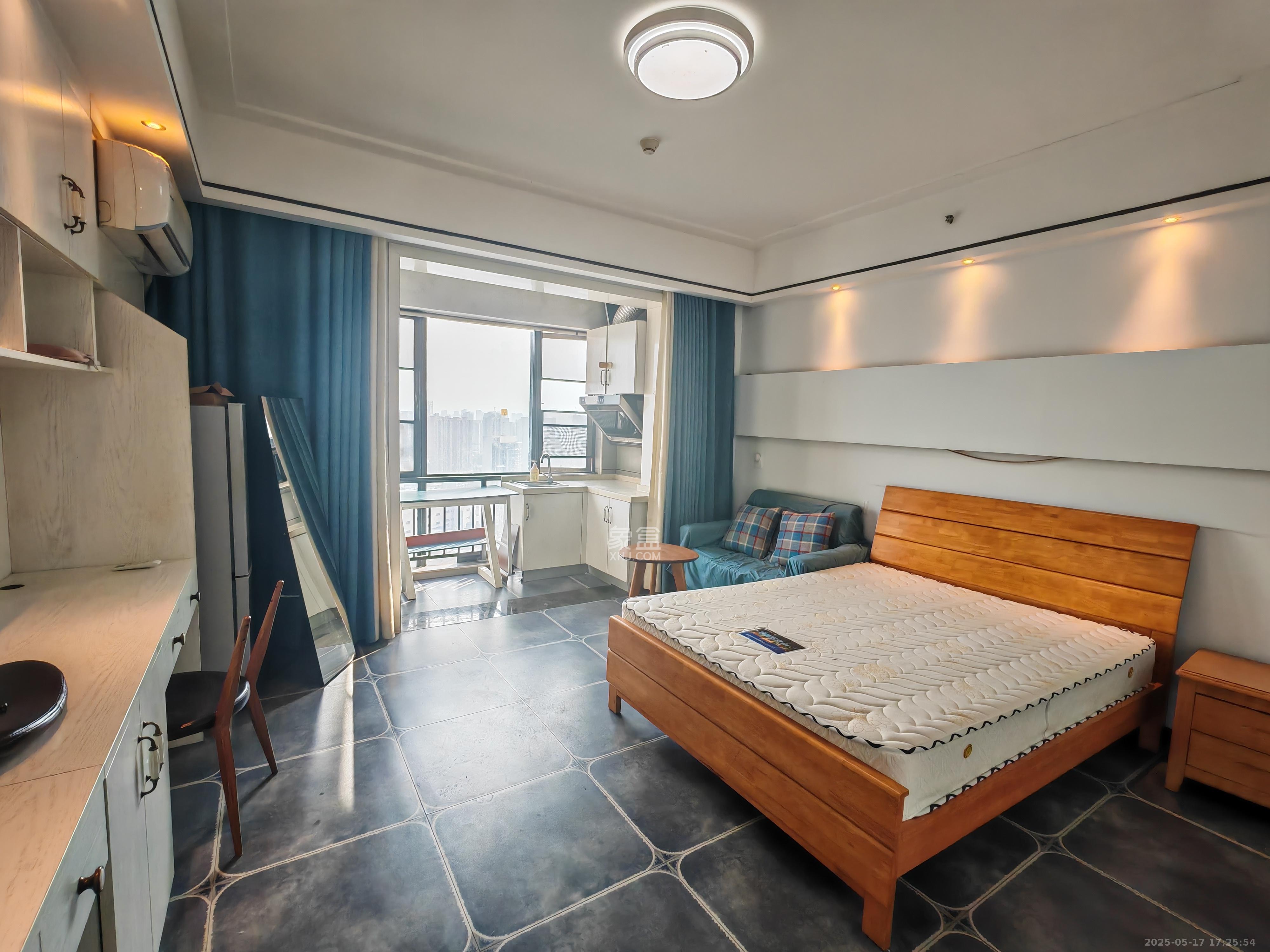 保利麓谷林语I区  1室1厅1卫    1750.0元/月 保利麓谷林语I区  1室1厅1卫    1750.0元/月室内图