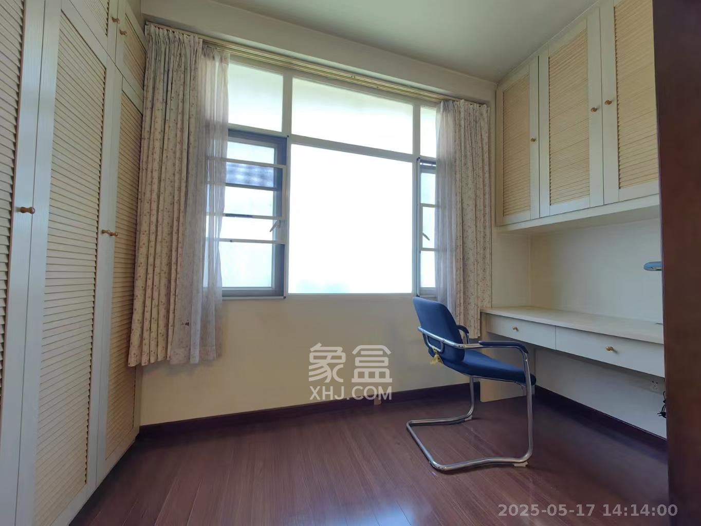 湘农桥社区 3室2厅1卫 2800.0元/月 湘农桥社区 3室2厅1卫 2800.0元/月室内图