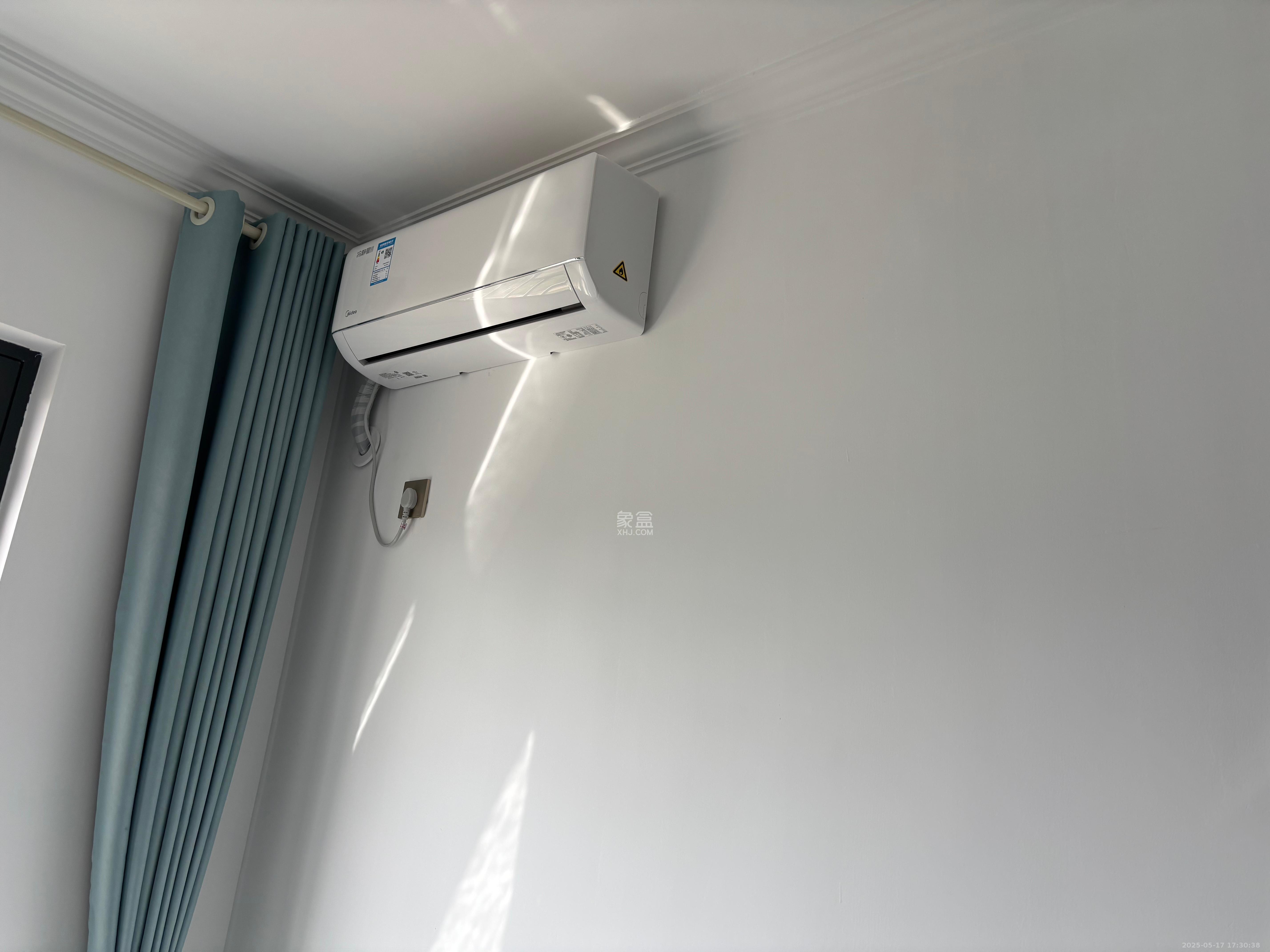 湘荷美苑  3室2厅2卫   2200.00元/月