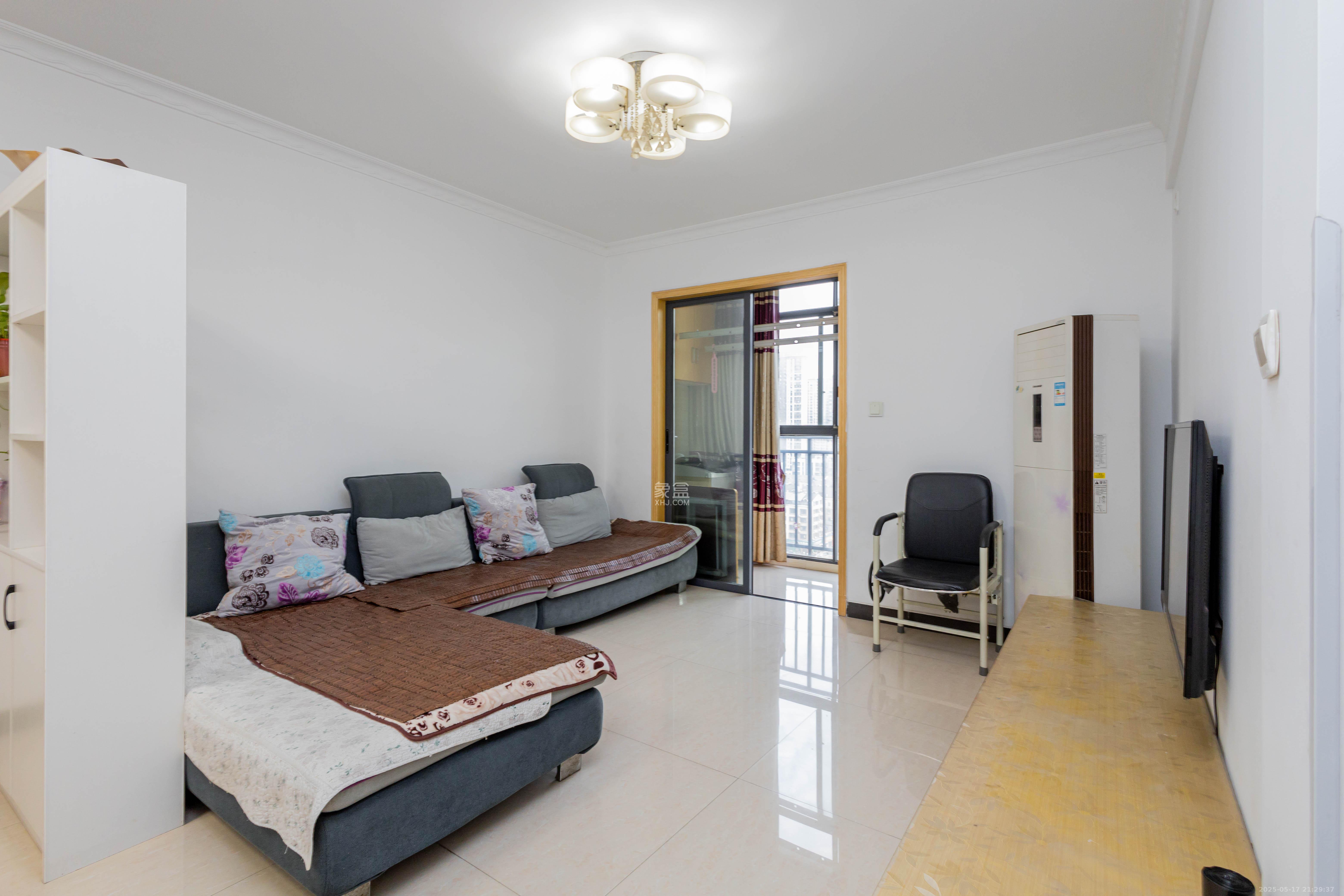 中国铁建国际城一期  2室2厅1卫    46.8万 中国铁建国际城一期  2室2厅1卫    46.8万