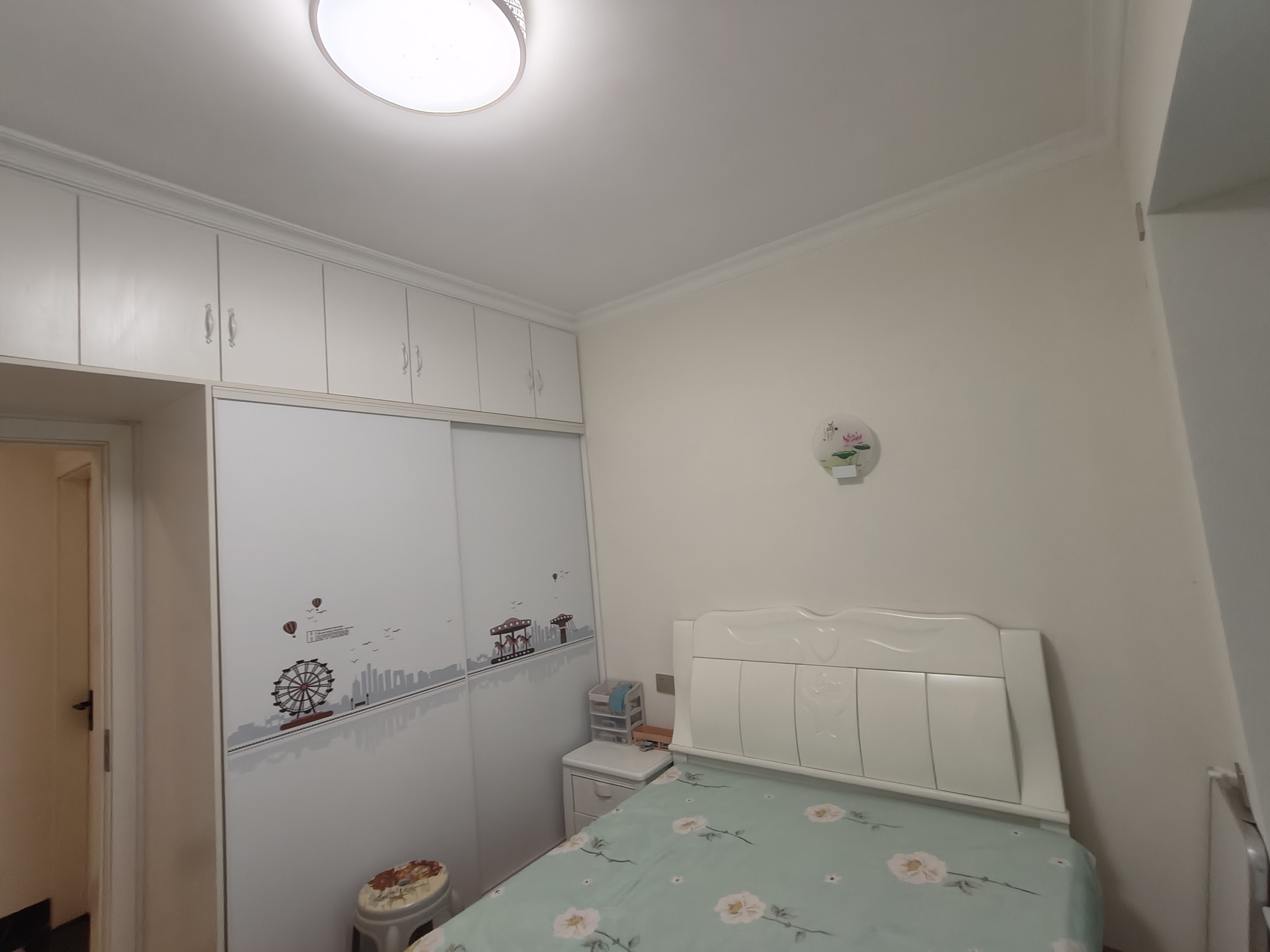 珠江愉景新城  2室1厅1卫   1600.00元/月室内图
