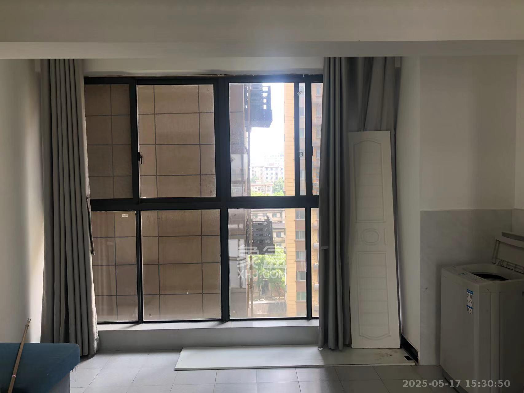 荣盛花语书苑 3室2厅1卫 2500.0元/月 荣盛花语书苑 3室2厅1卫 2500.0元/月室内图