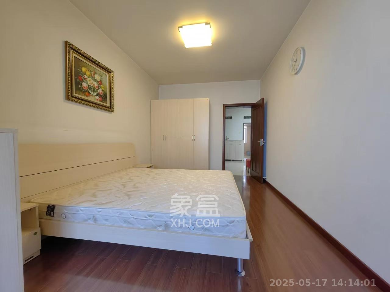 湘农桥社区 3室2厅1卫 2800.0元/月 湘农桥社区 3室2厅1卫 2800.0元/月室内图