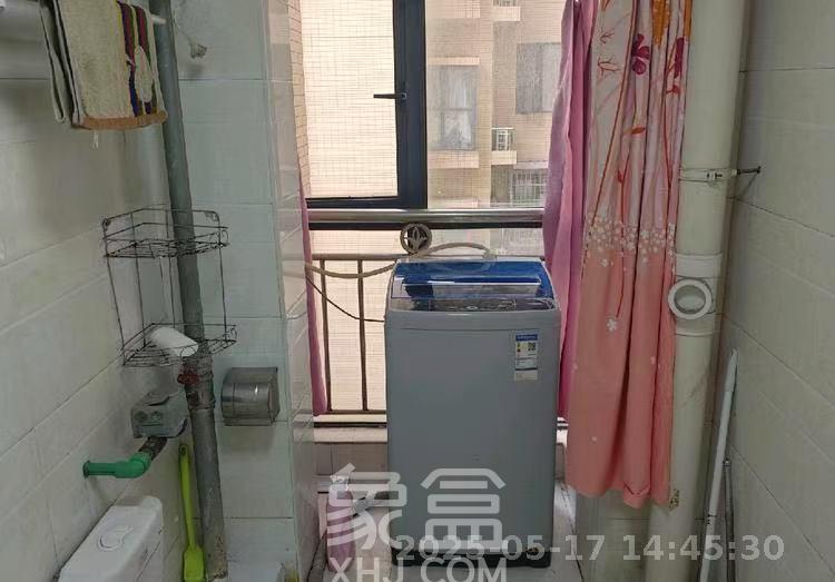 长盛岚庭  3室2厅2卫   2300.00元/月室内图