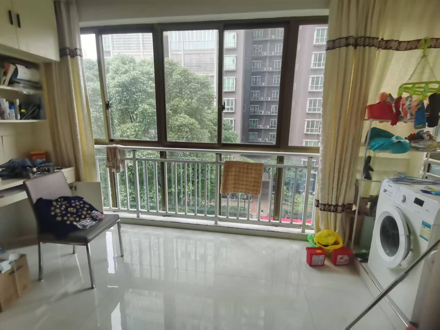 景秀东岸 3室2厅1卫 1500.0元/月 景秀东岸 3室2厅1卫 1500.0元/月室内图