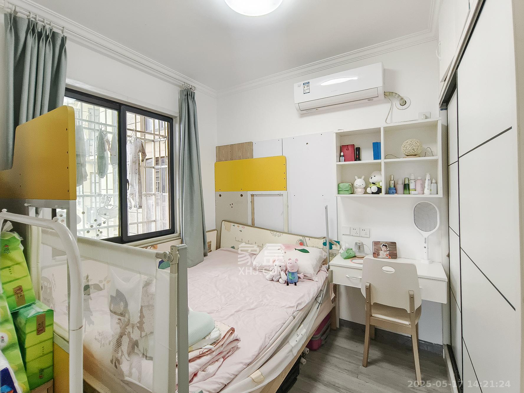 星城春晓 2室2厅1卫 65.0万 星城春晓 2室2厅1卫 65.0万卧室