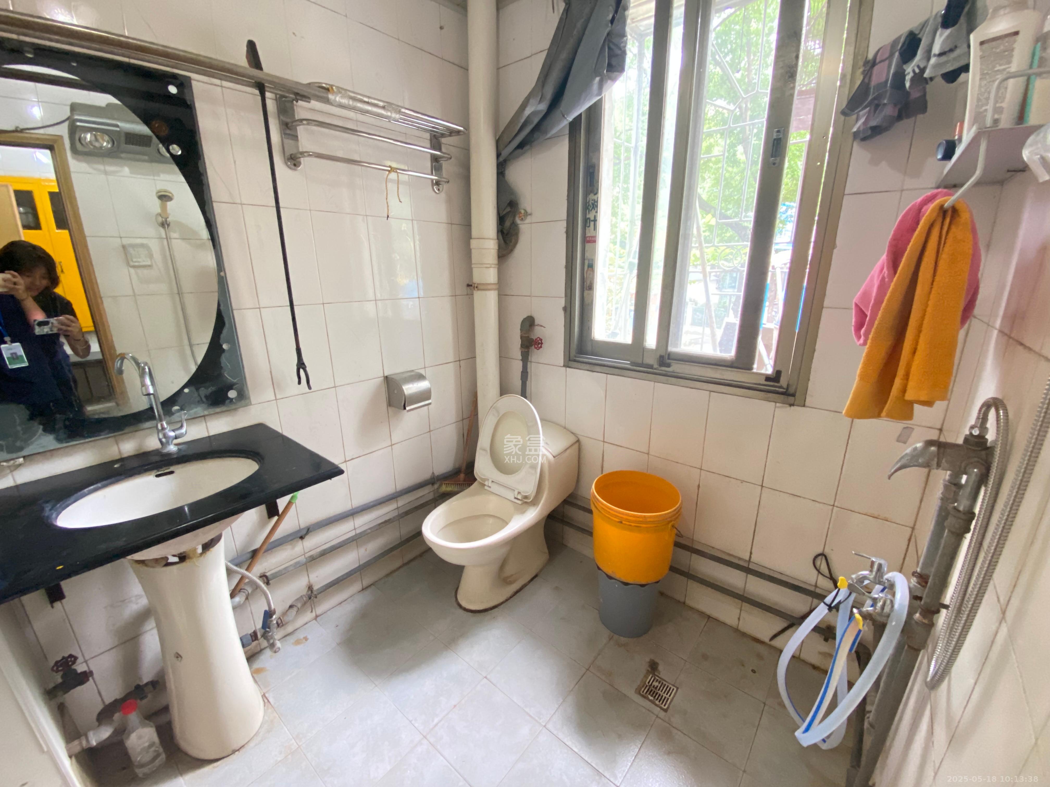 长沙市人防办宿舍(白沙路112号) 2室2厅1卫 1800.0元/月 长沙市人防办宿舍(白沙路112号) 2室2厅1卫 1800.0元/月室内图