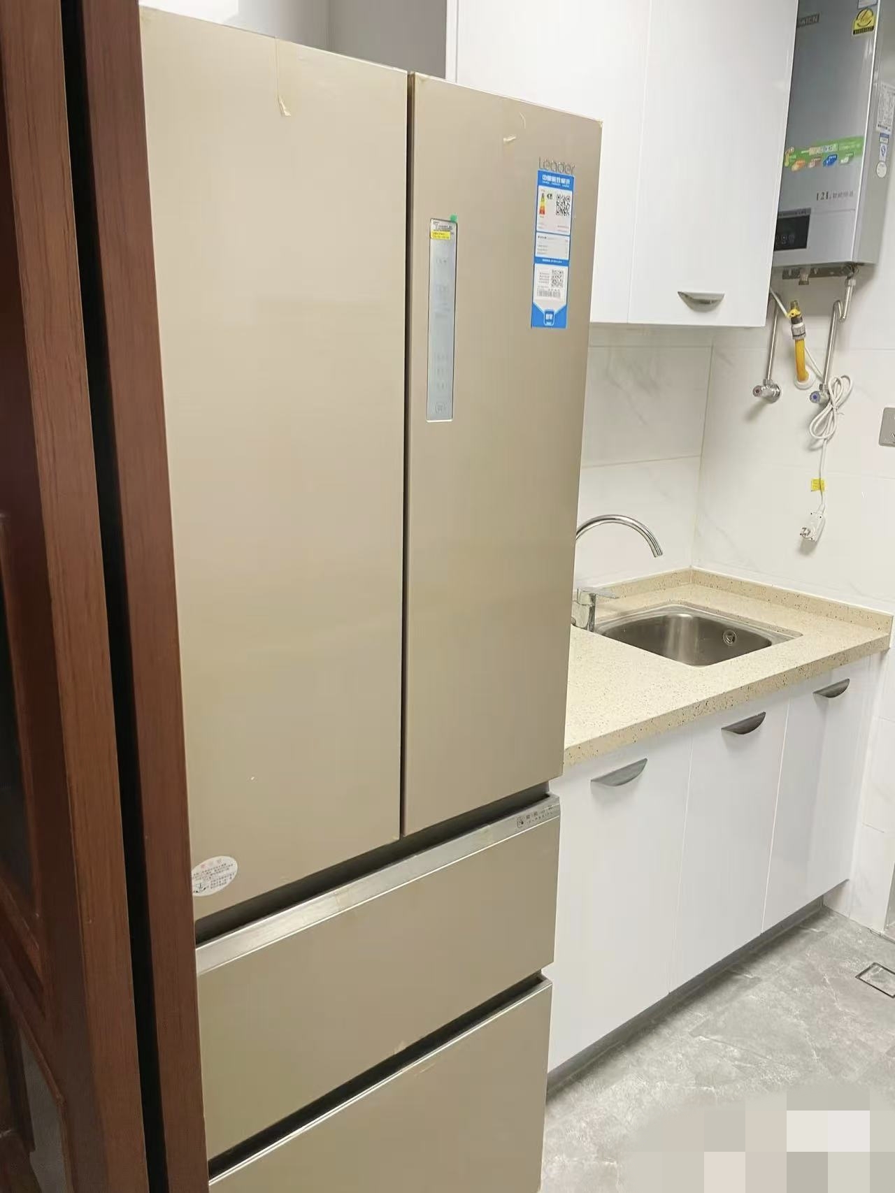 怡和湖城大境  3室2厅1卫   4000.00元/月室内图