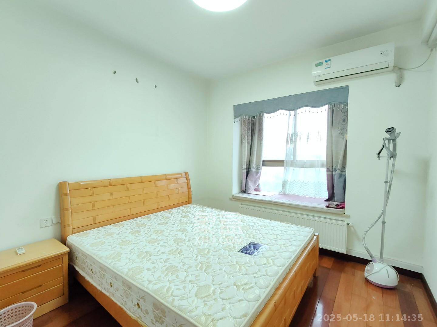 西岸润泽府  4室2厅2卫   3200.00元/月室内图