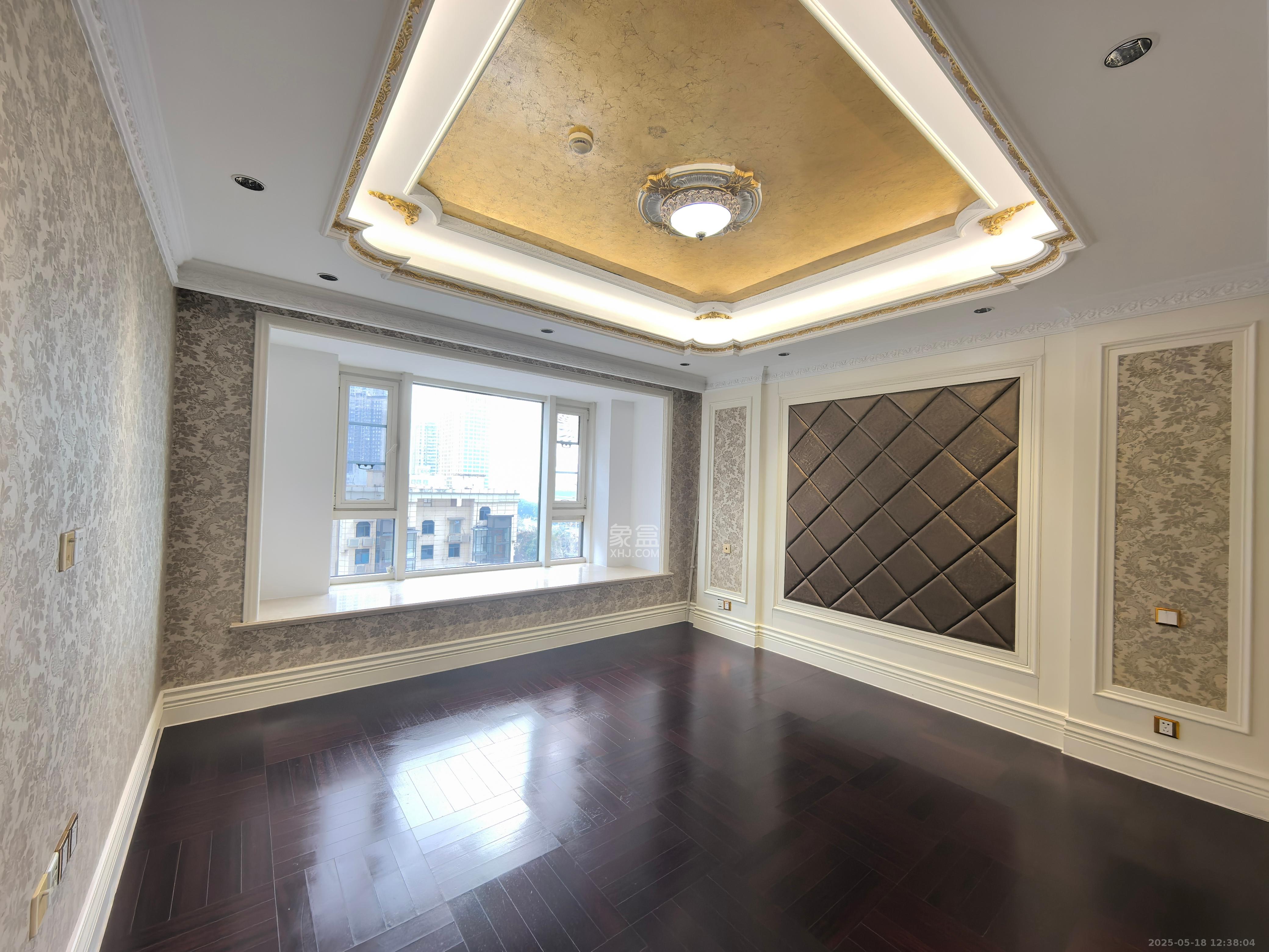 万达公馆  3室2厅4卫    8000.0元/月室内图