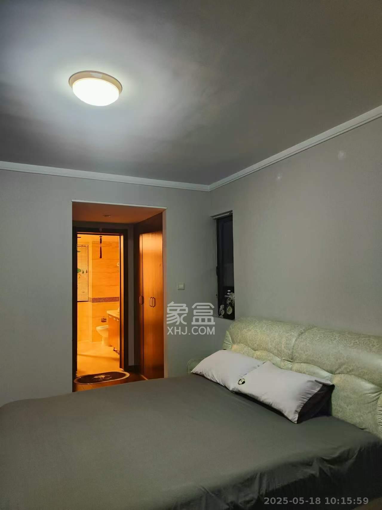 万科金域华府二期 3室2厅2卫 3000.0元/月 万科金域华府二期 3室2厅2卫 3000.0元/月室内图