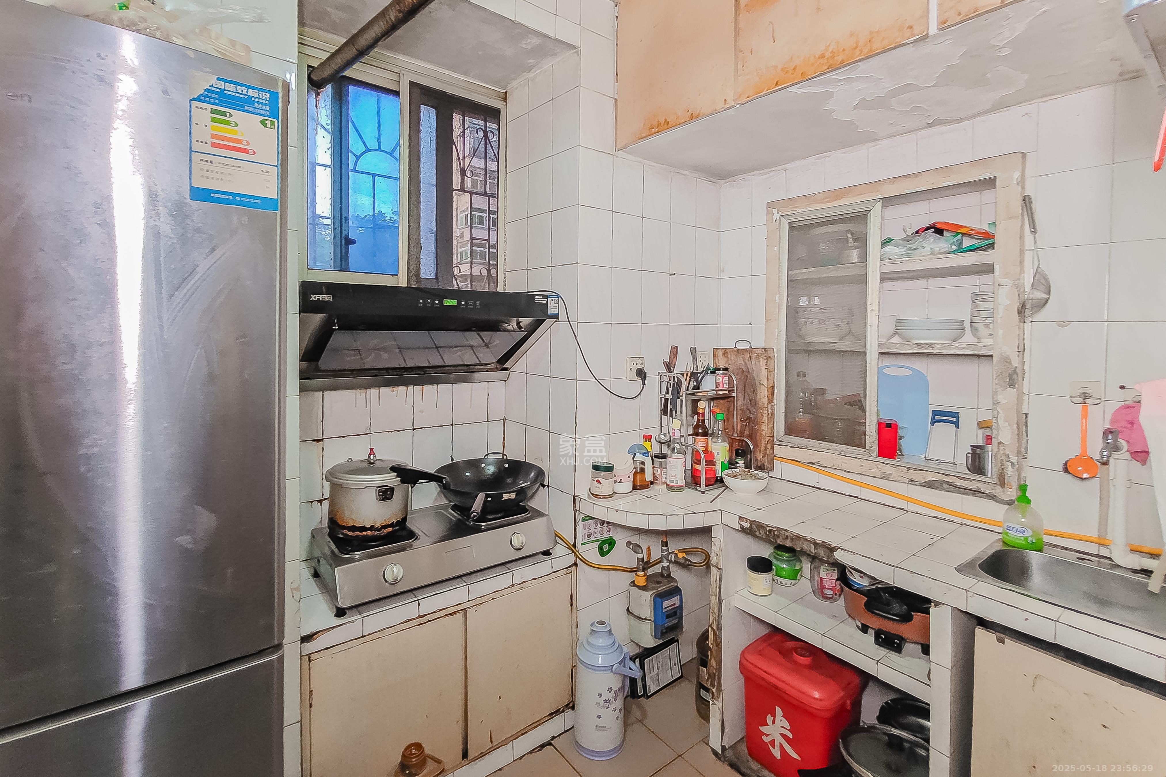 茶园坡社区(原王家冲社区)  2室1厅1卫    30.66万 茶园坡社区(原王家冲社区)  2室1厅1卫    30.66万厨房