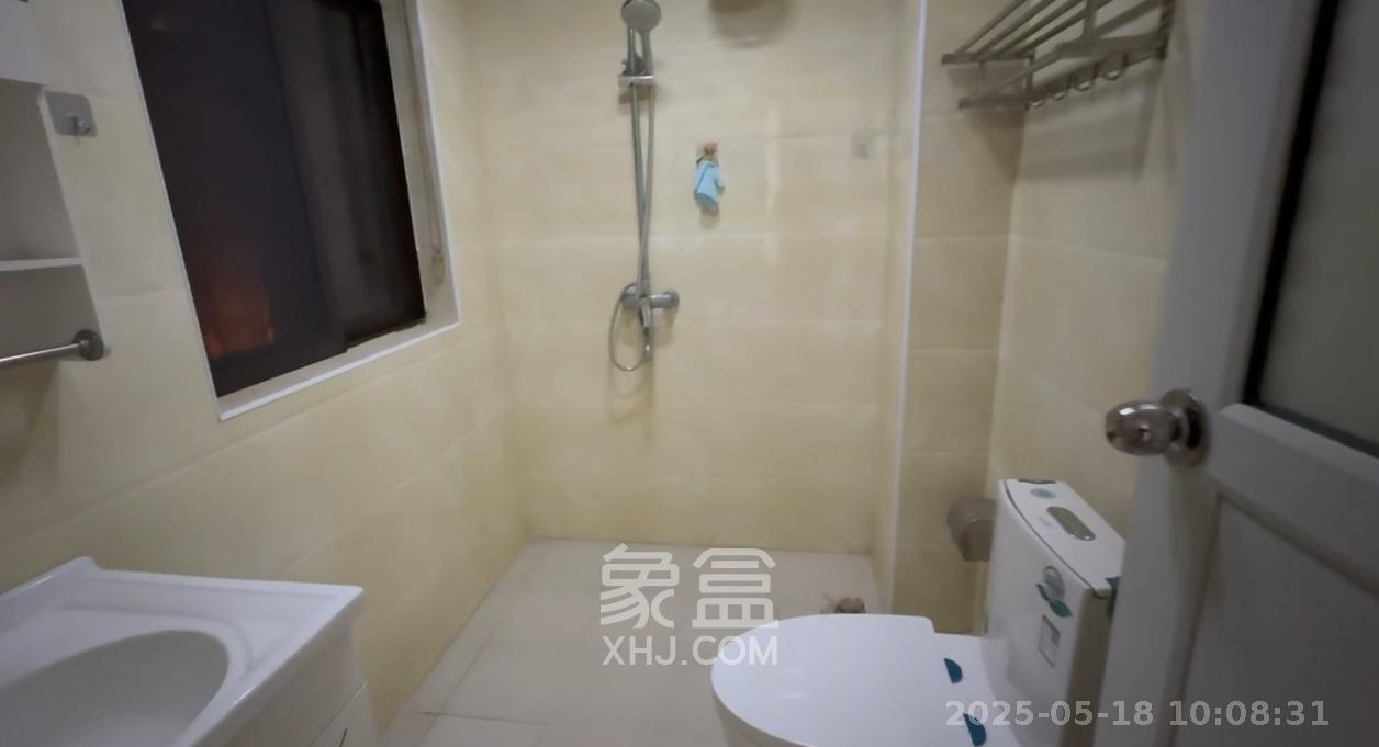 德润小区（丰升德润小区）  3室2厅2卫   2500.00元/月室内图