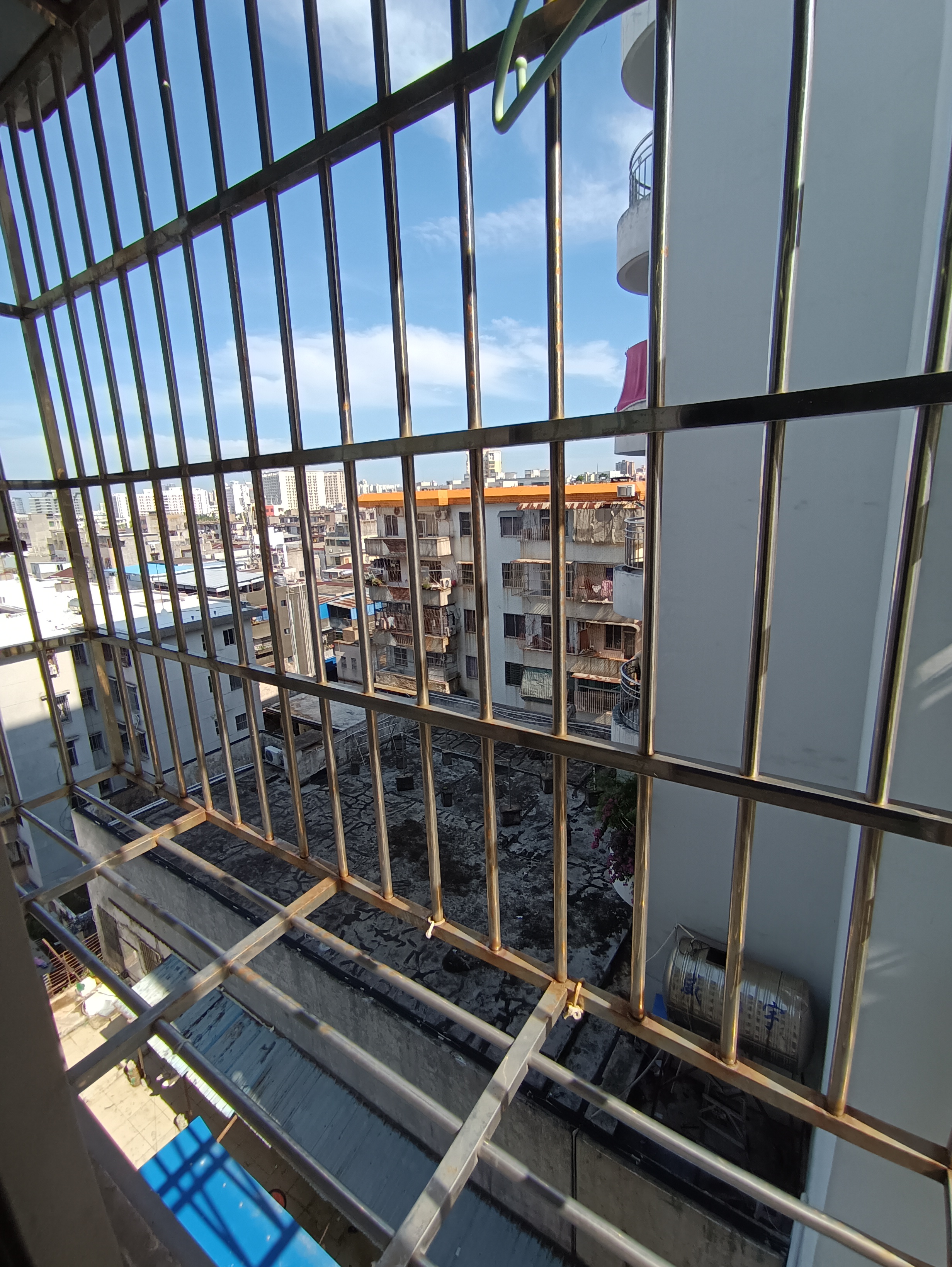 中天公寓 1室1厅1卫 21.0万 中天公寓 1室1厅1卫 21.0万客厅