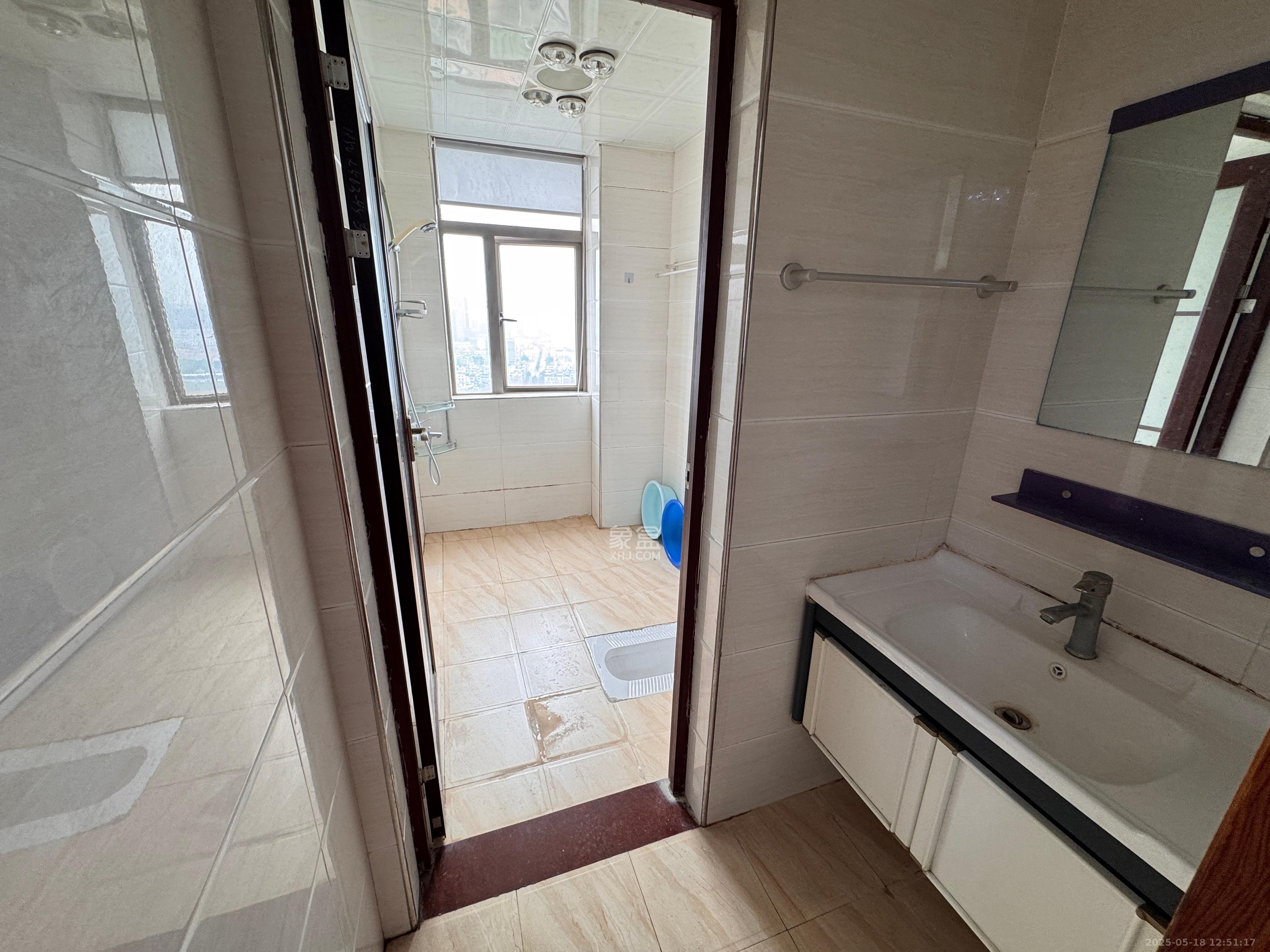 德庆水韵山城 3室1厅0卫 2000.0元/月 德庆水韵山城 3室1厅0卫 2000.0元/月室内图