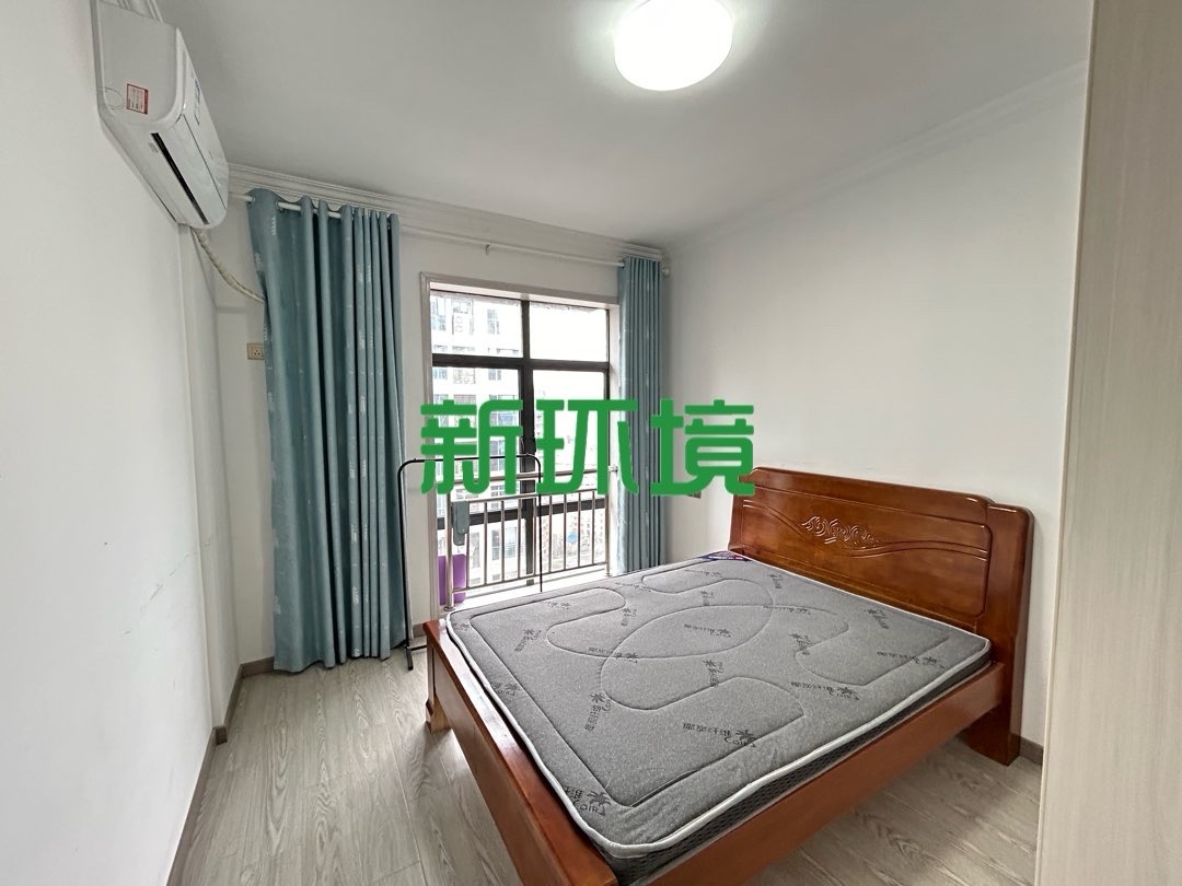 南门口安置小区  4室2厅2卫   2000.00元/月室内图
